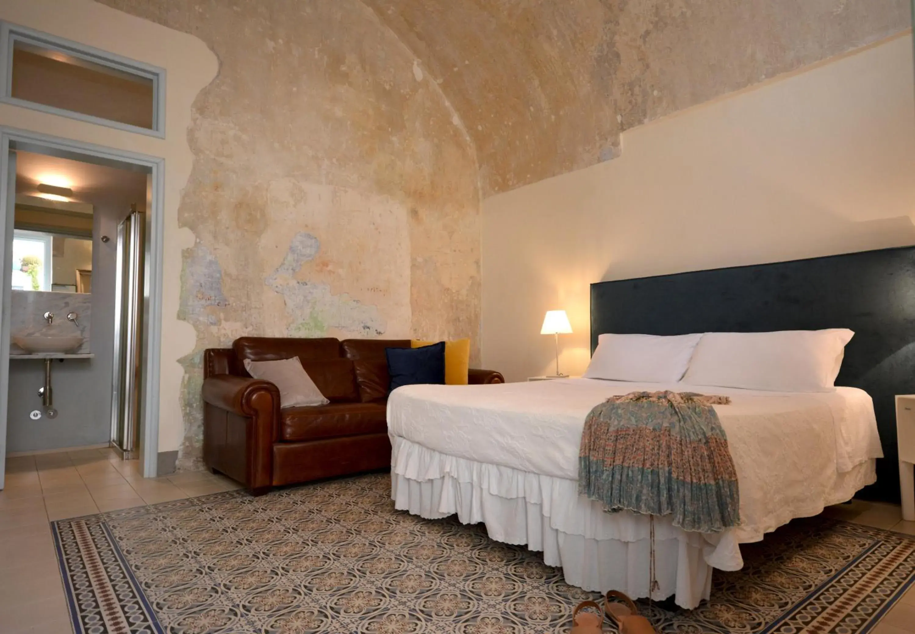 Economy Double Room in B&B Palazzo del Capitolo - By I Bastioni San Domenico Economy Double Room in B&B Palazzo del Capitolo - By I Bastioni San Domenico