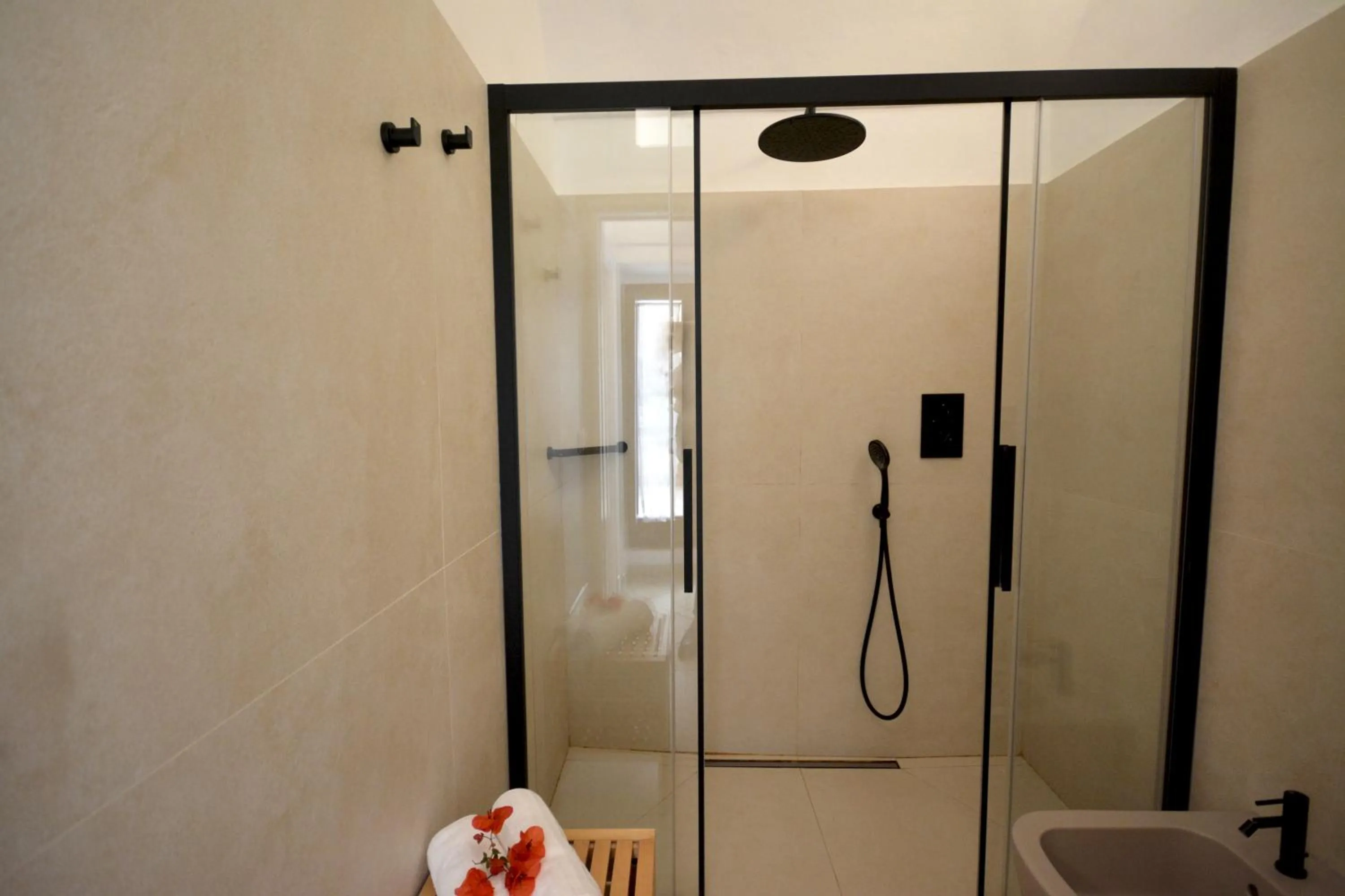 Shower in B&B Palazzo del Capitolo - By I Bastioni San Domenico