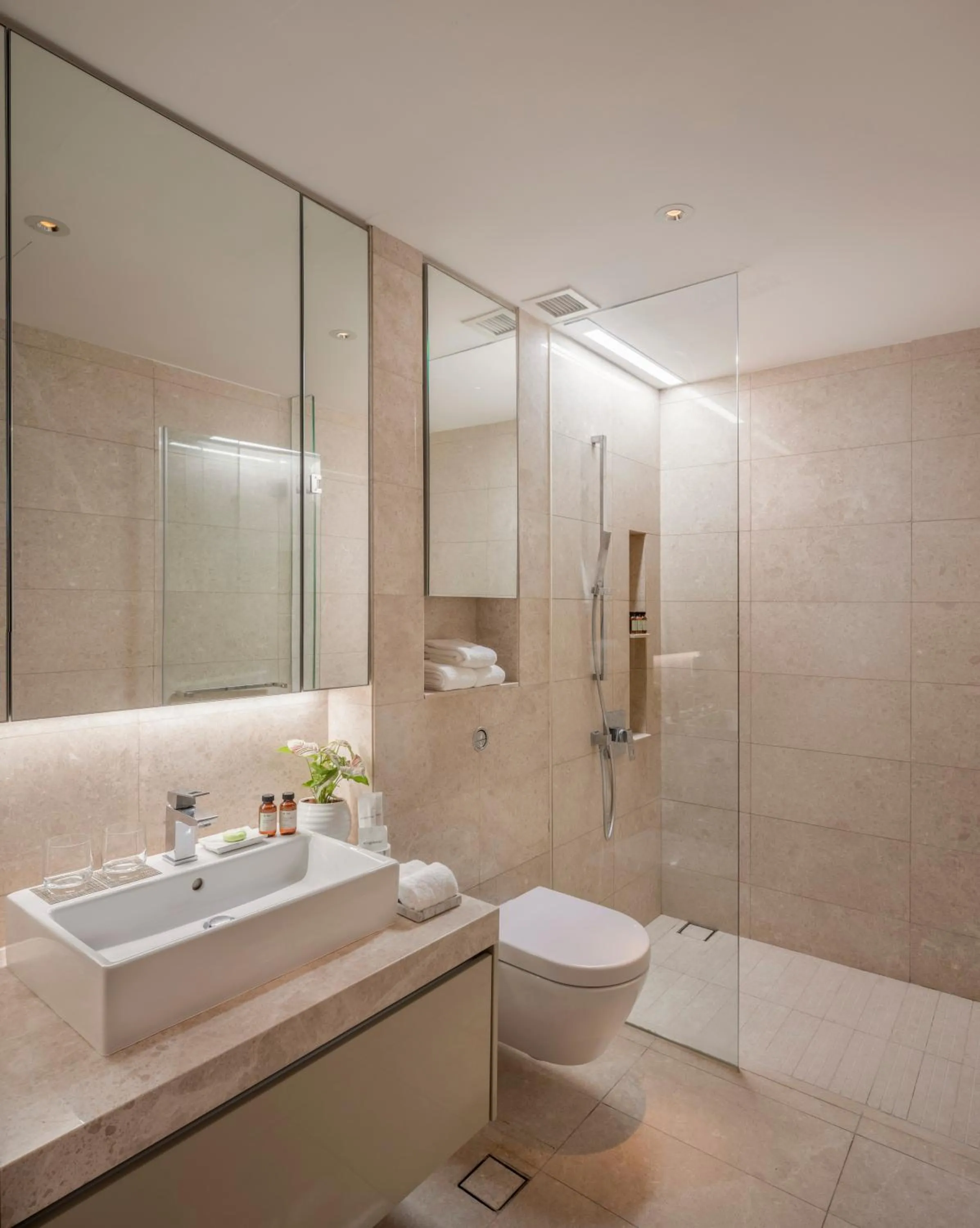 Shower in Fraser Residence Orchard Singapore