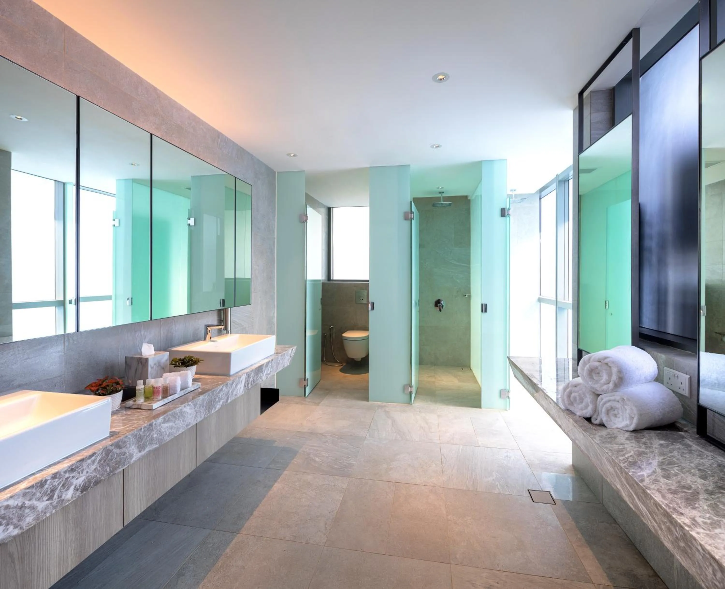 Shower, Bed in Fraser Residence Orchard Singapore