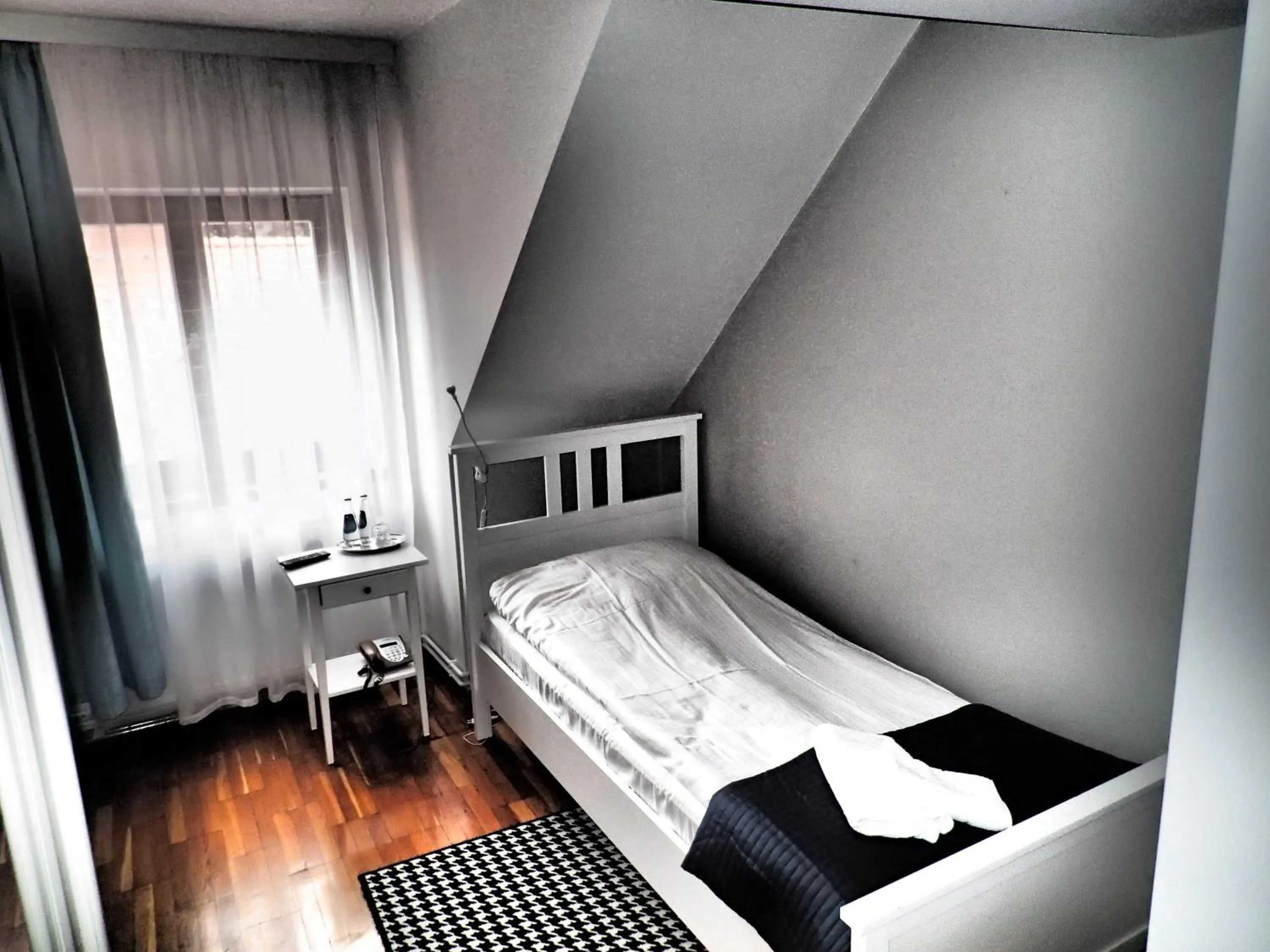 Photo of the whole room, Bed in Hotel Artis