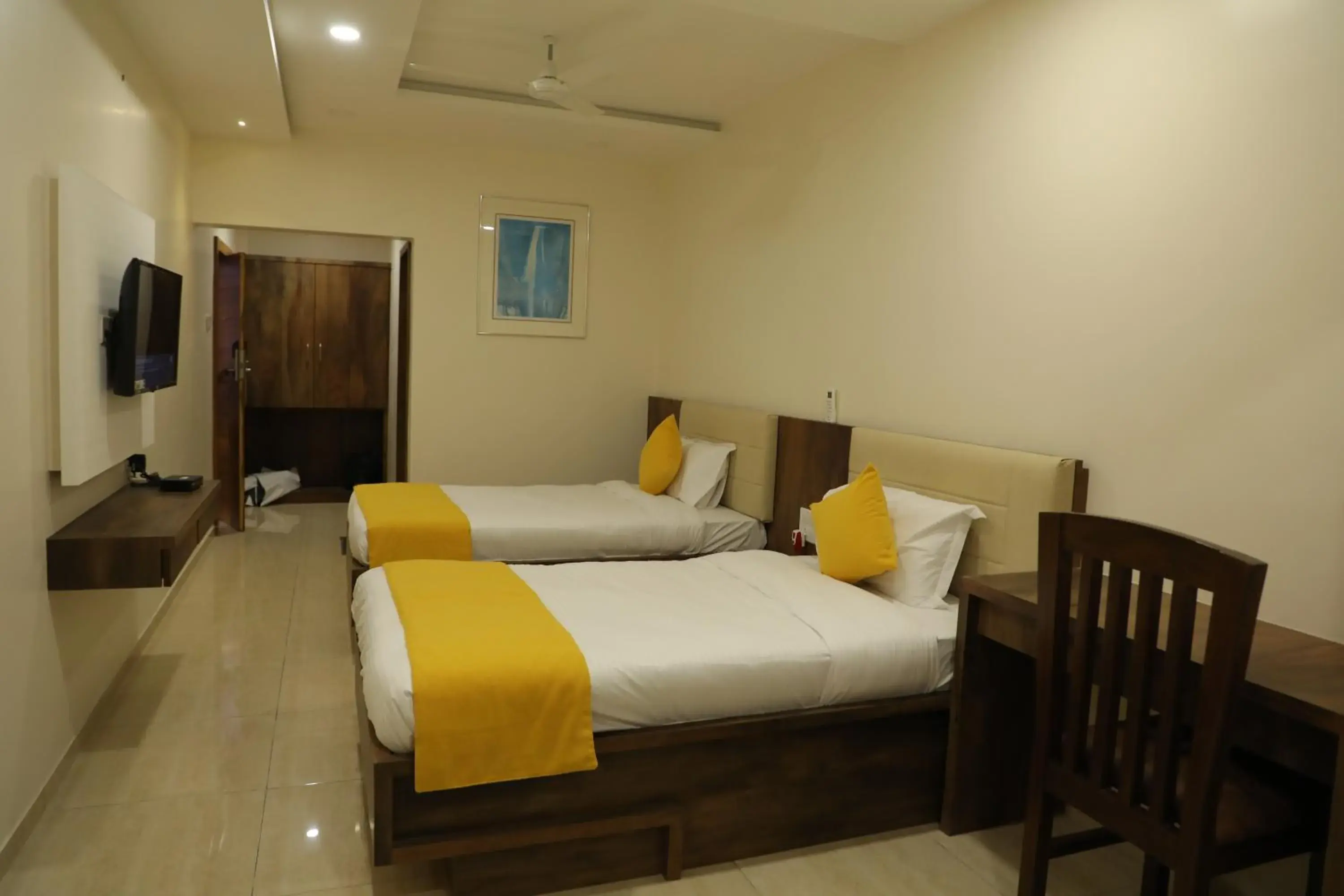 Standard Twin Room in Hotel Balaji Palace Standard Twin Room in Hotel Balaji Palace