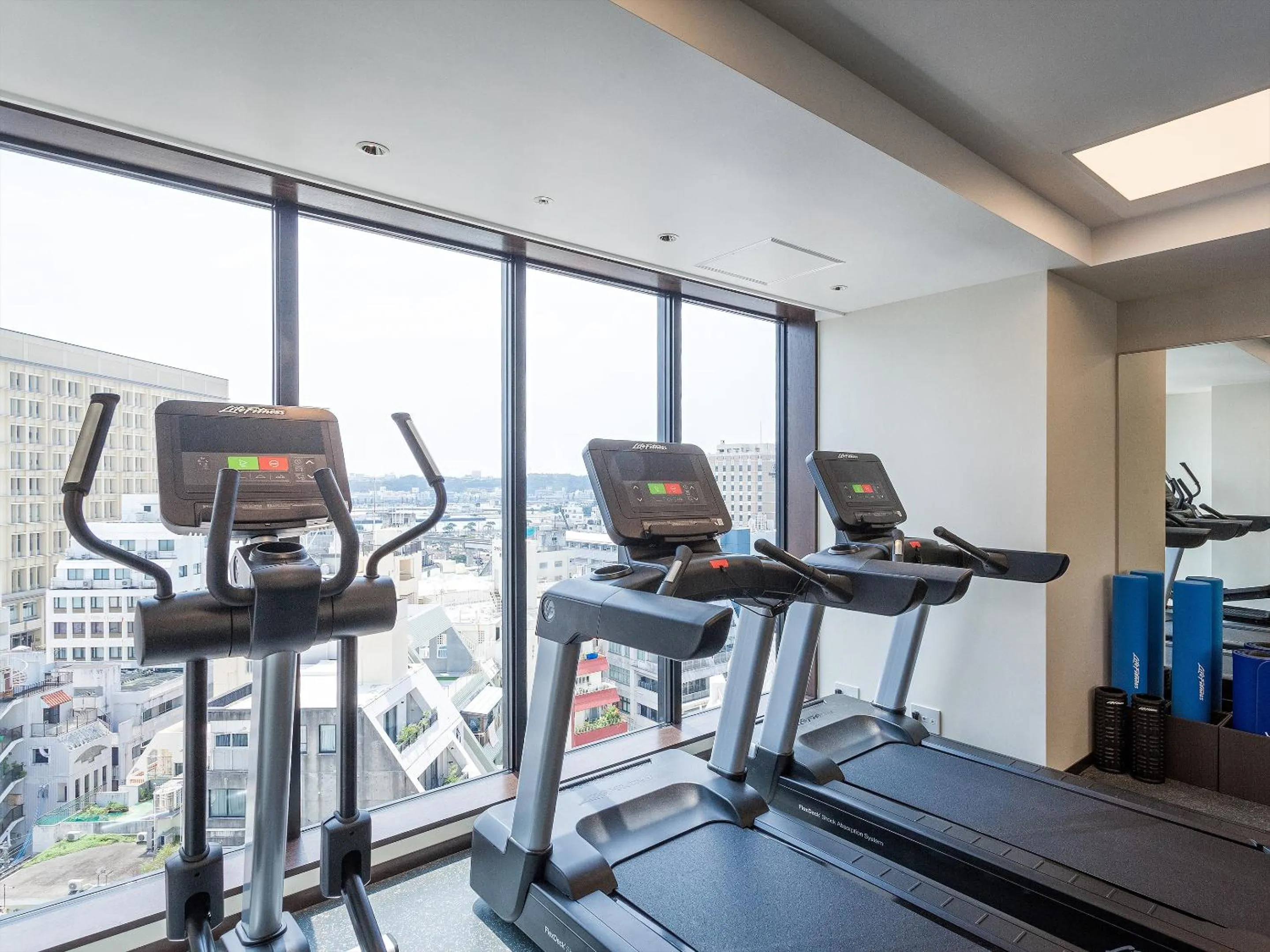 Fitness centre/facilities in Okinawa EXES Naha