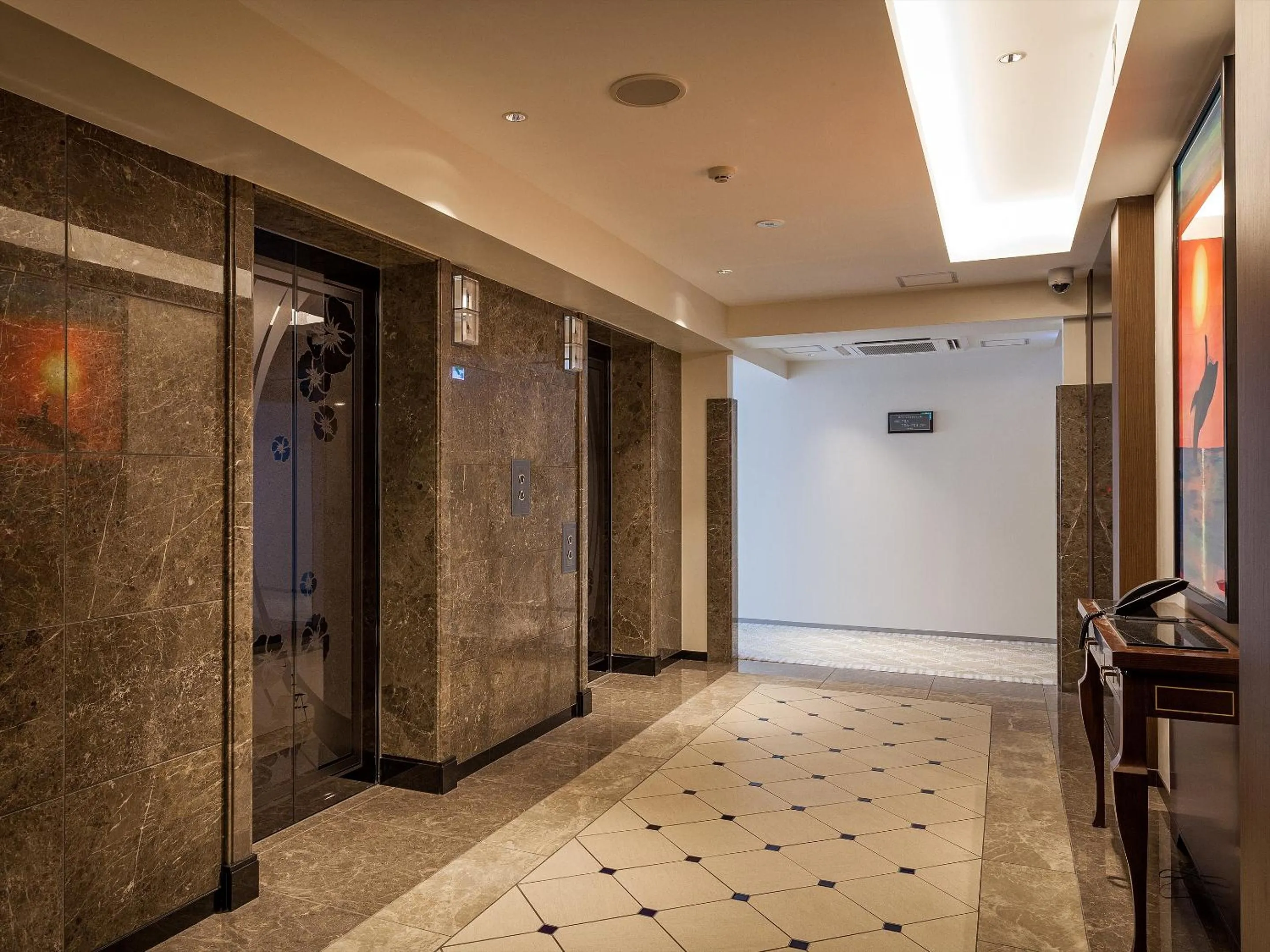 elevator in Okinawa EXES Naha