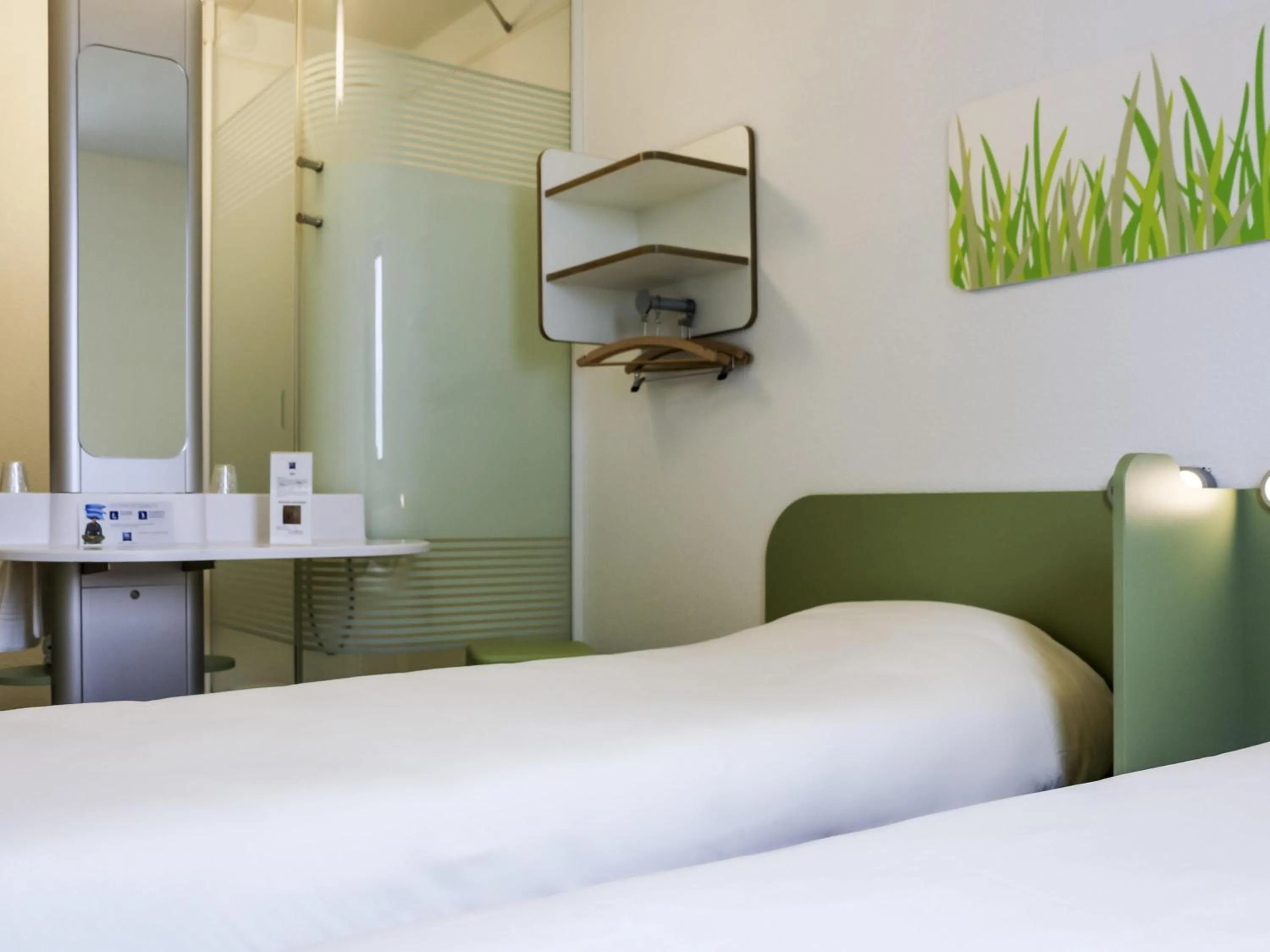 Bedroom, Bed in ibis budget Castelnaudary - A61