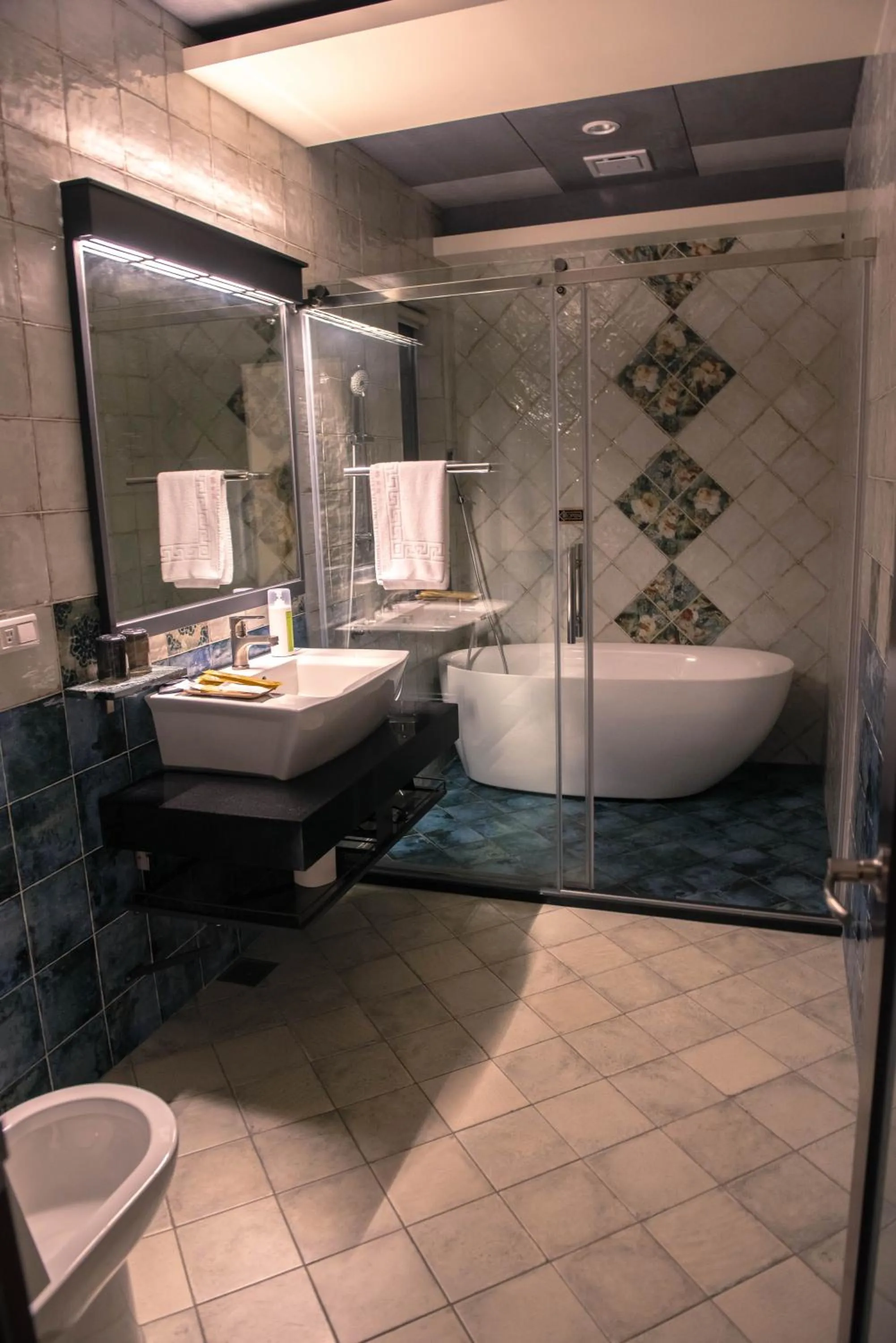 Happy Wing Guesthouse