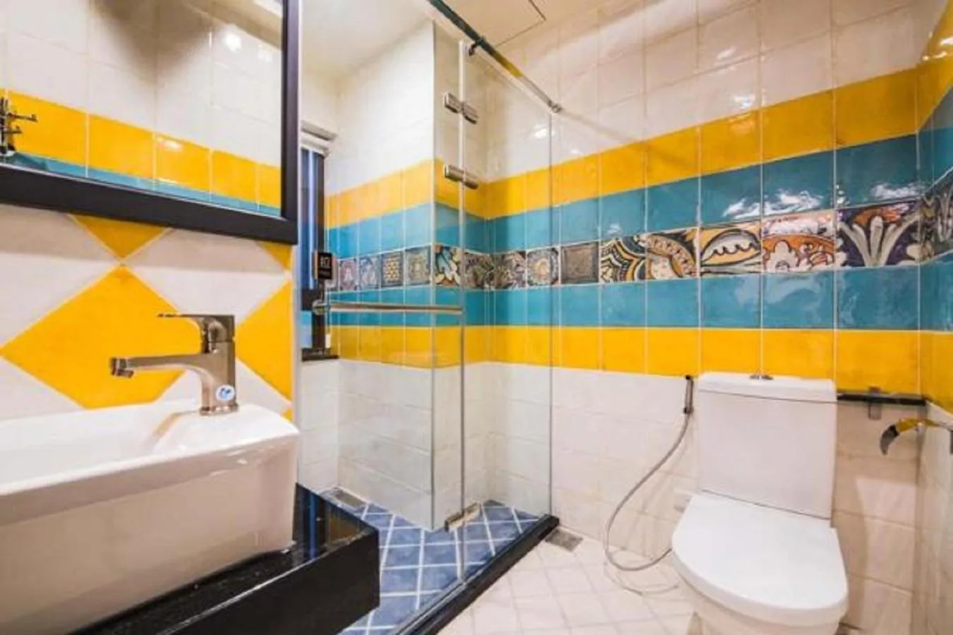 Bathroom in Happy Wing Guesthouse