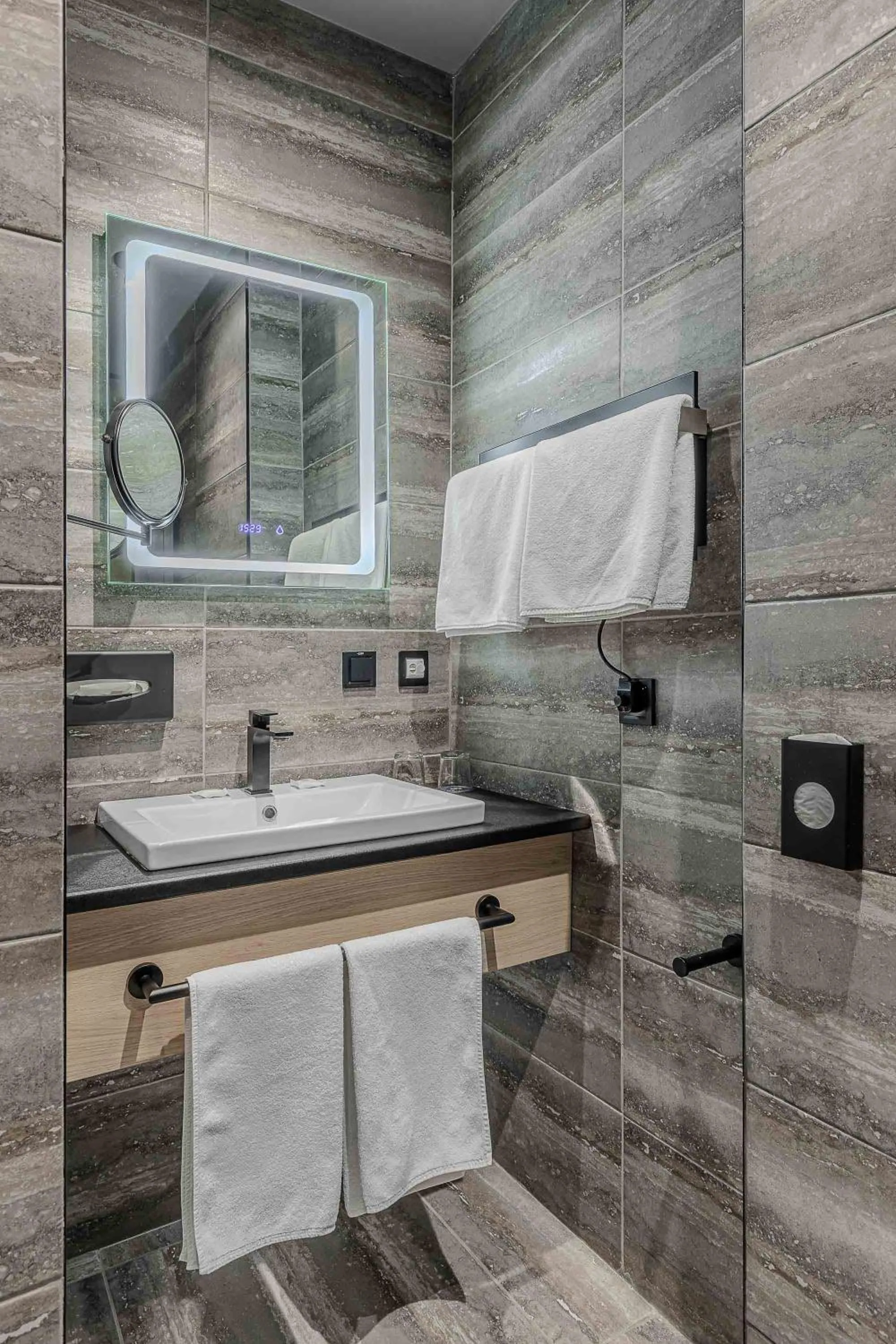 Bathroom in IQ Hotel