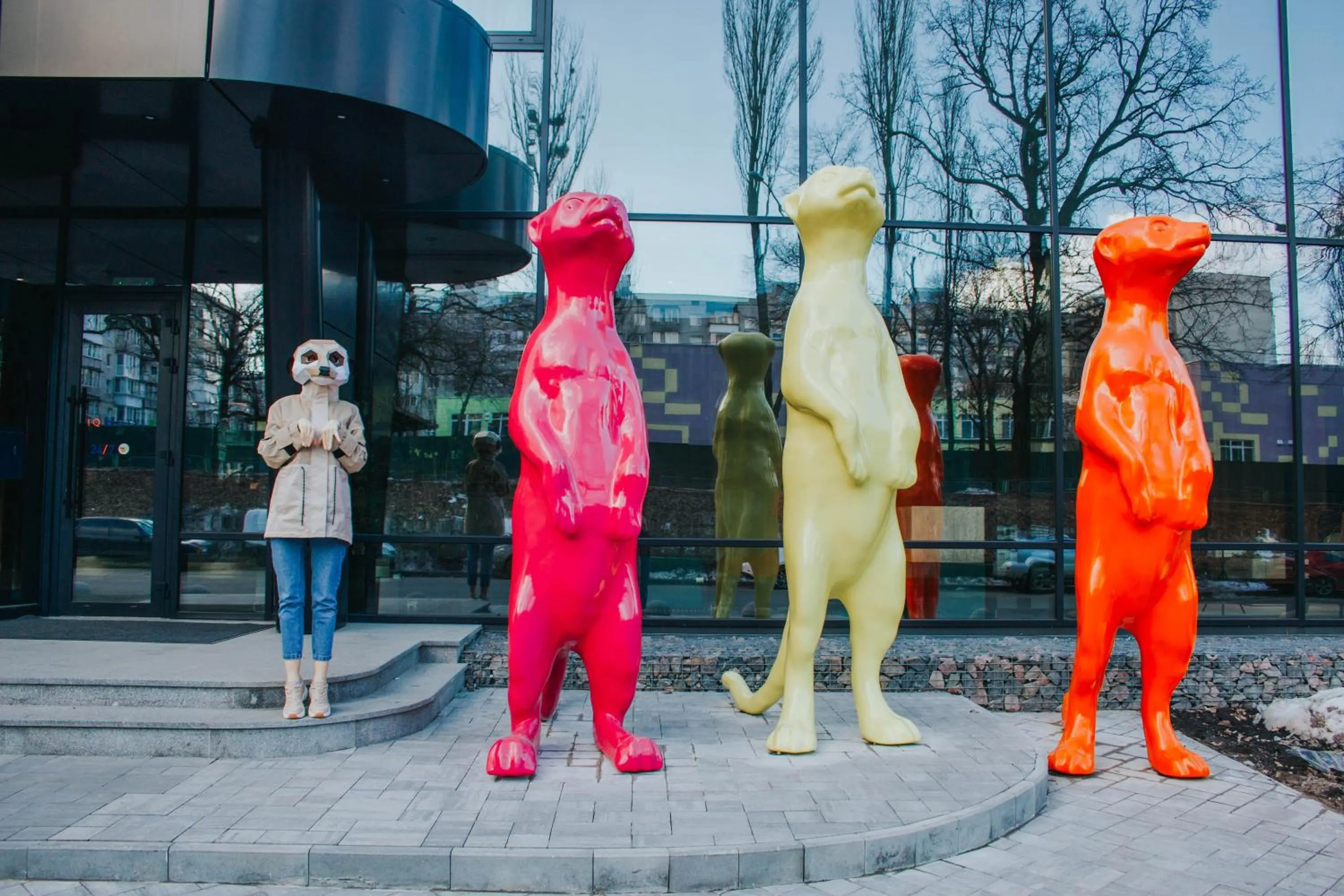 Facade/entrance in IQ Hotel