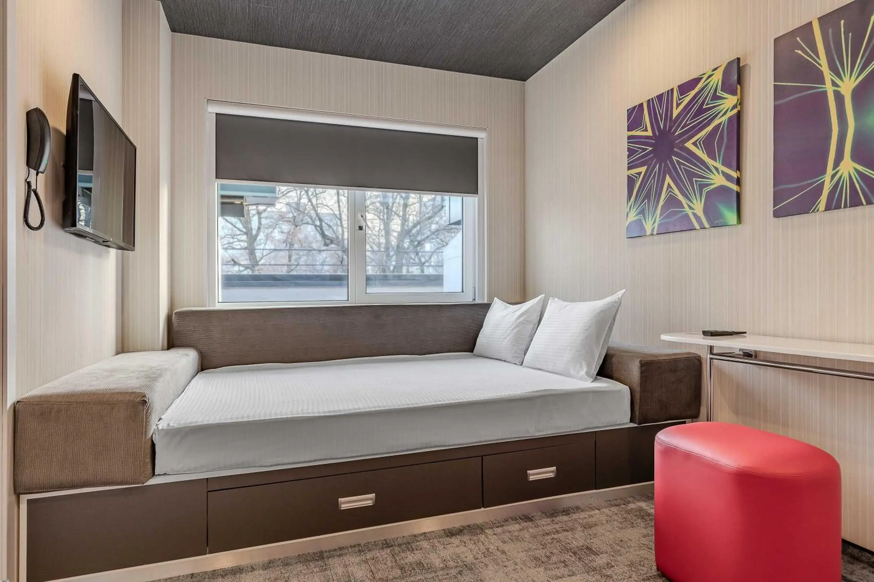 Deluxe Double Room with Shower in IQ Hotel Deluxe Double Room with Shower in IQ Hotel