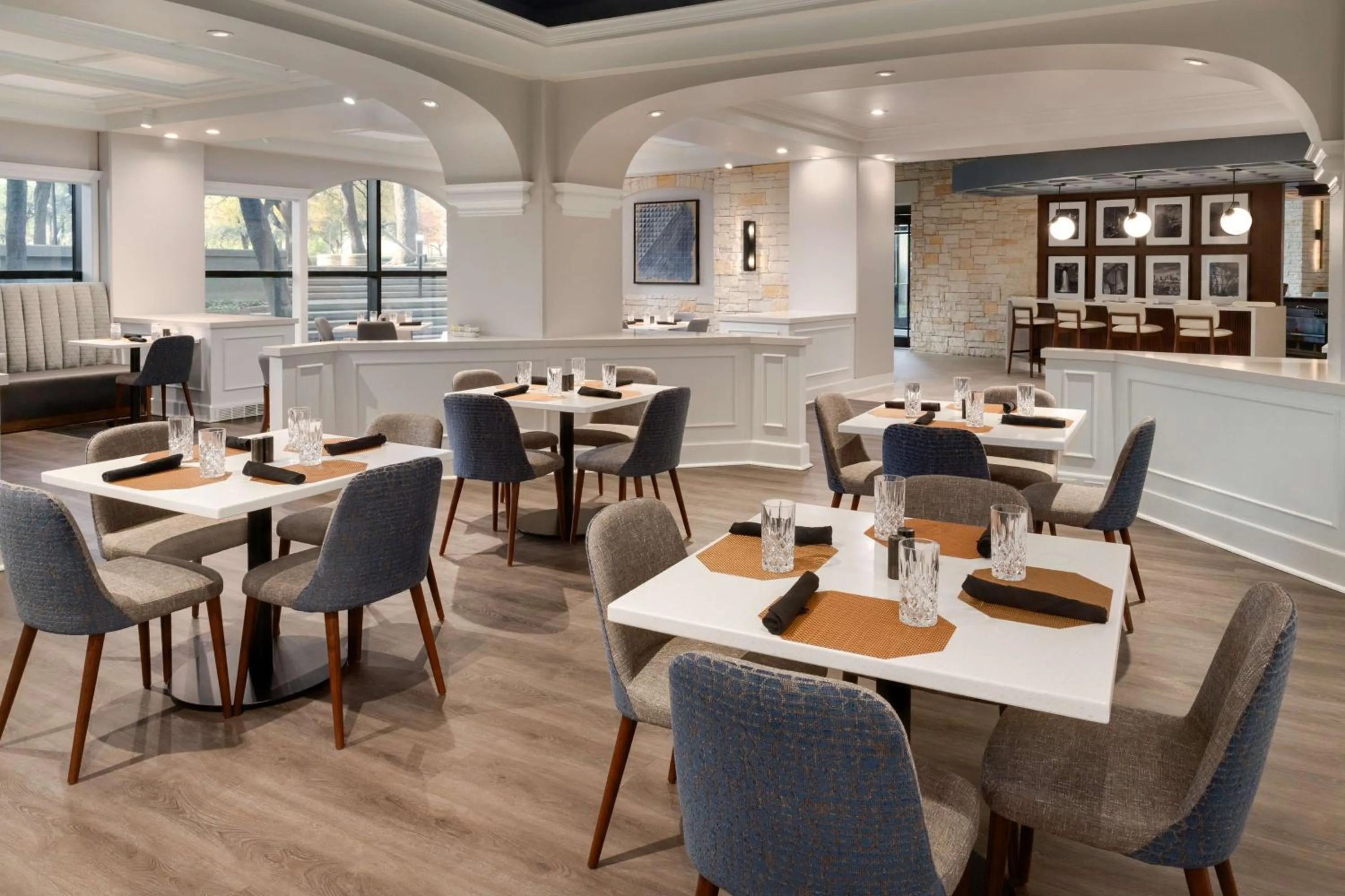 Restaurant/places to eat in Hilton Dallas Lincoln Centre by the Galleria