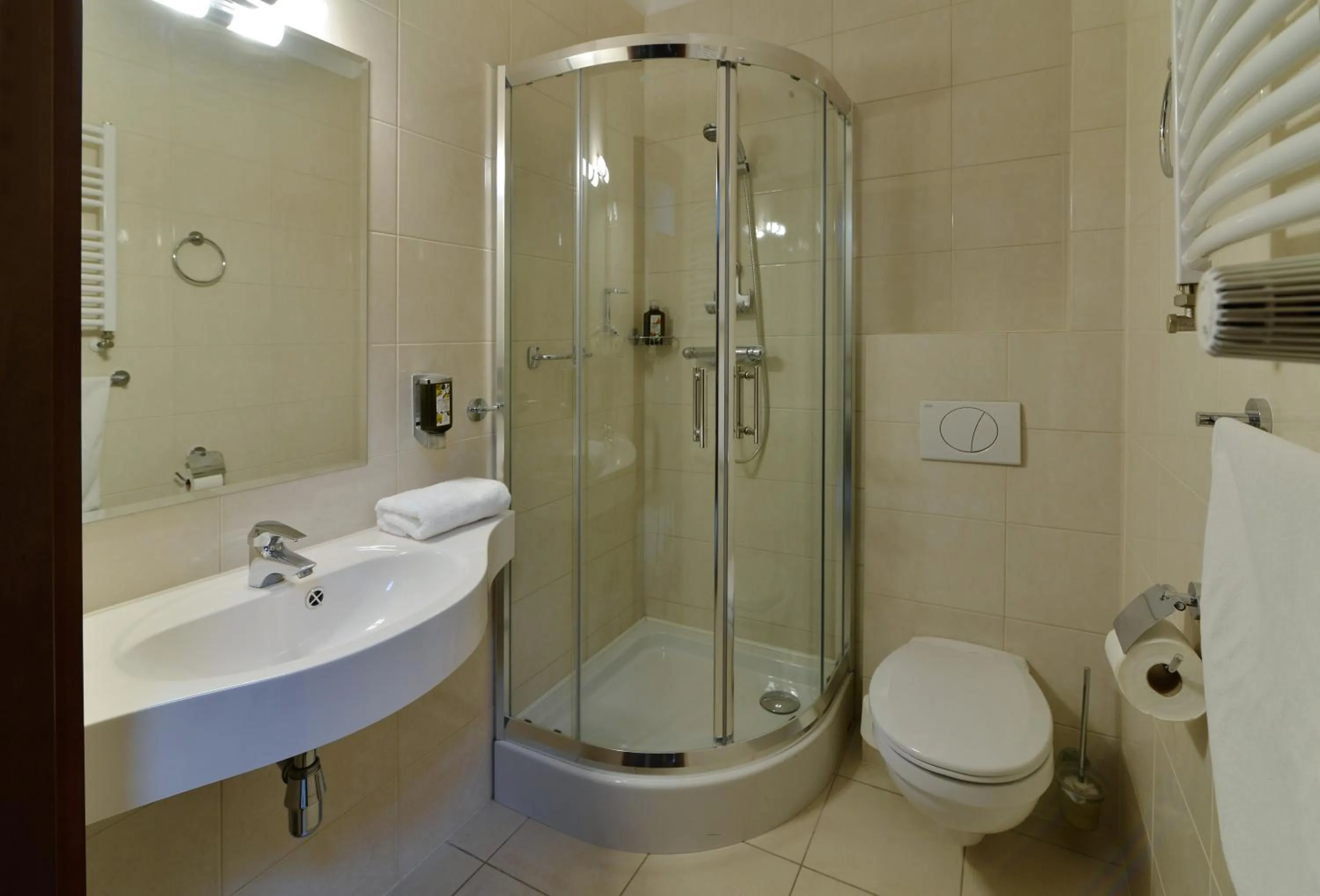 Shower in Hotel uluBIOny