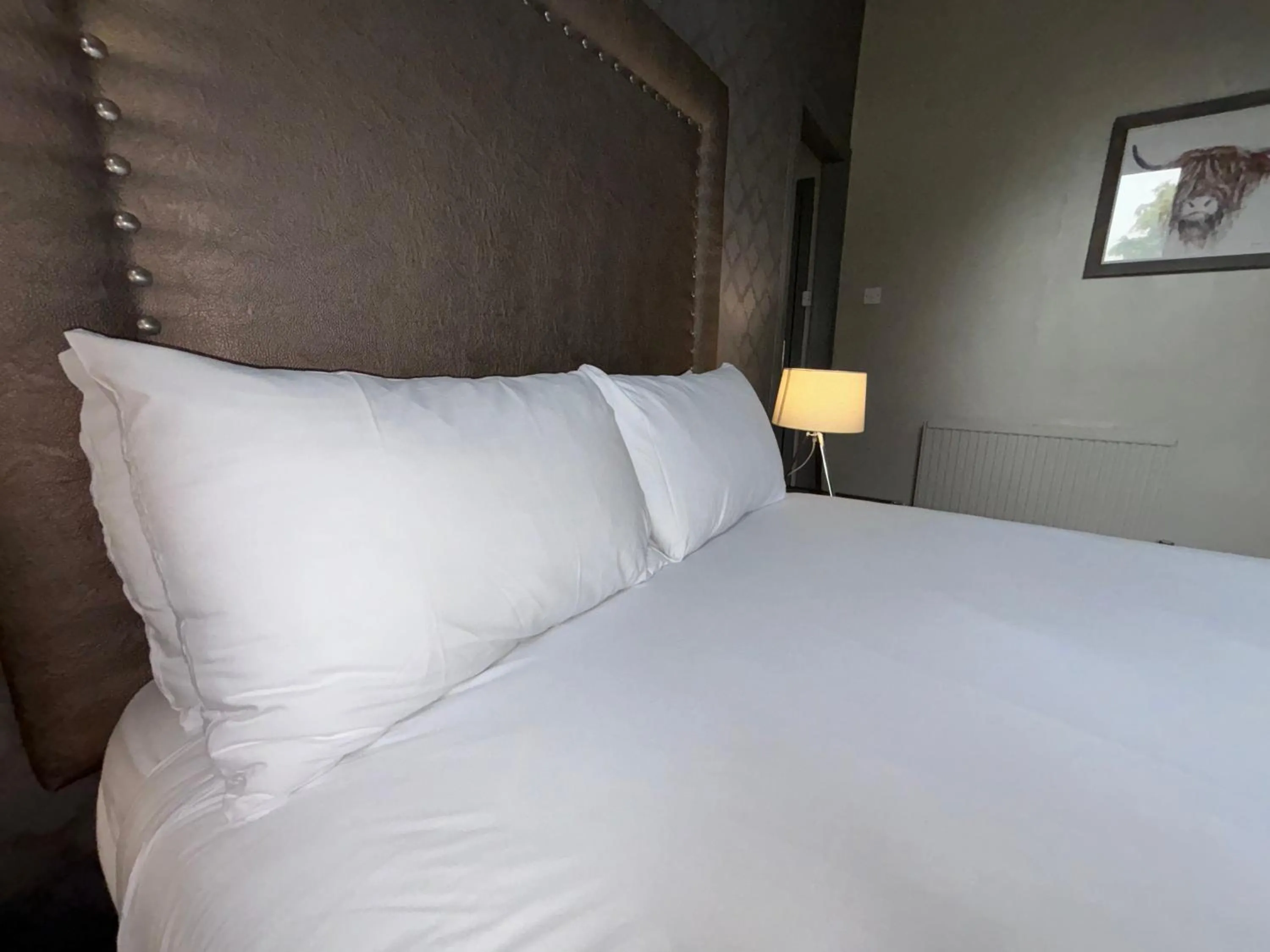 Bed in Richmond Park Hotel