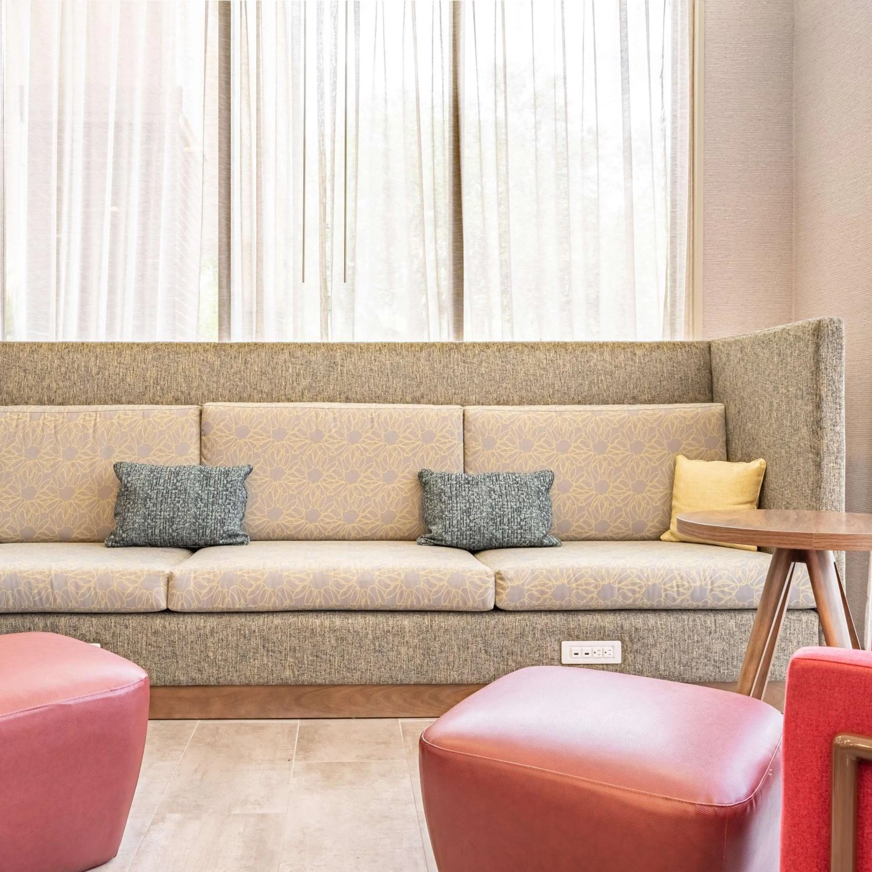 Lobby or reception in Hampton Inn Gainesville