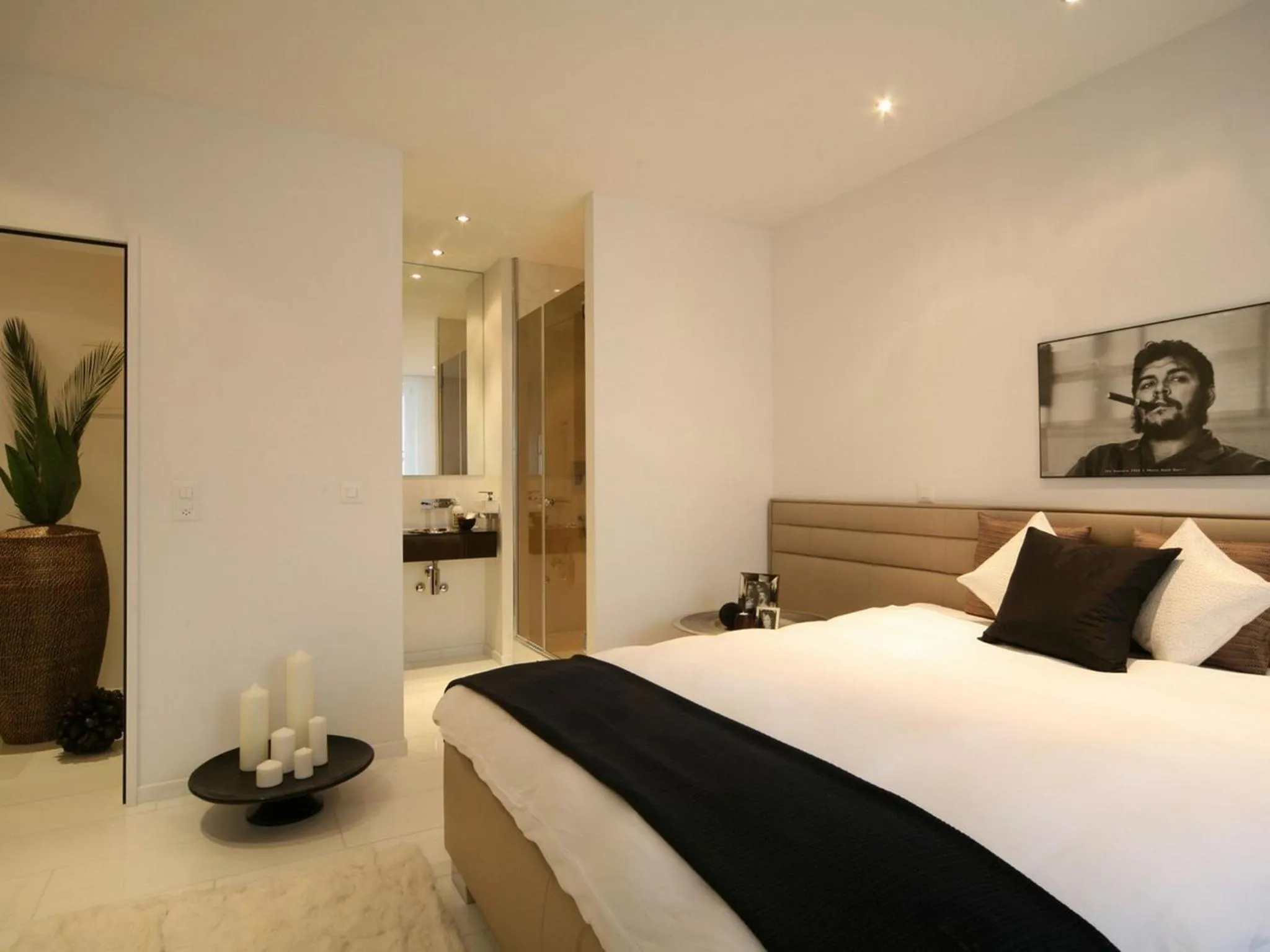 Bedroom, Bed in VISIONAPARTMENTS Gerechtigkeitsgasse - contactless check-in