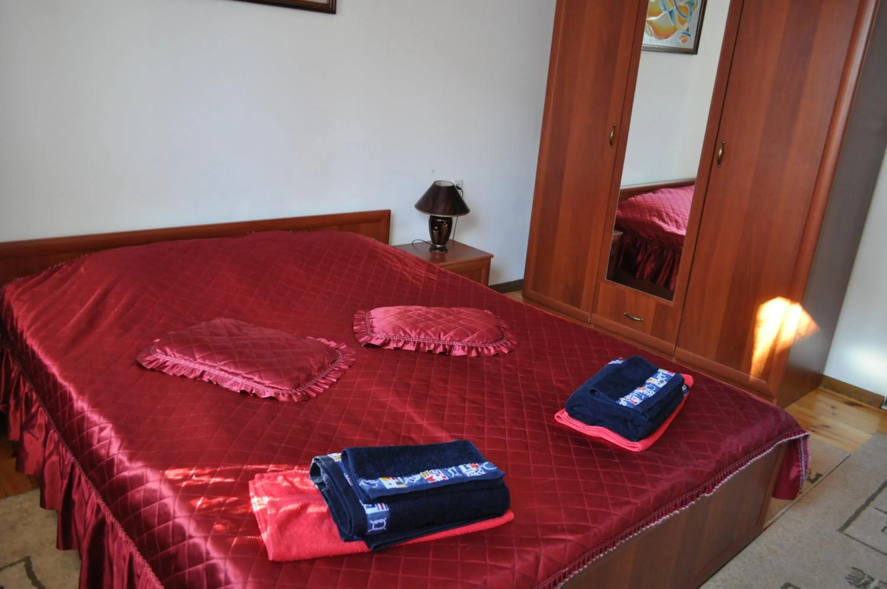 Photo of the whole room, Bed in Family Hotel Biju