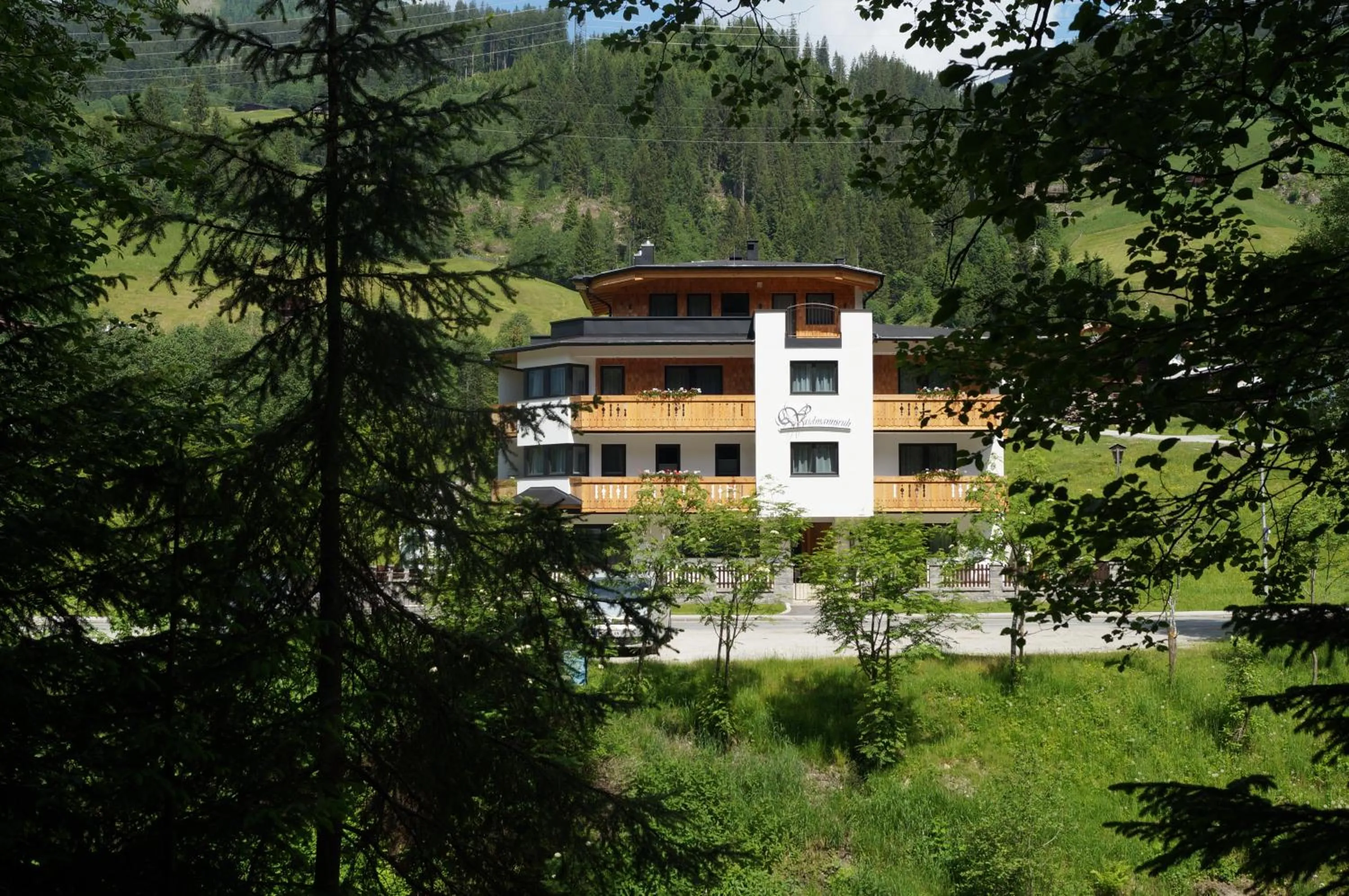 Property building in Waidmannsruh Appartements