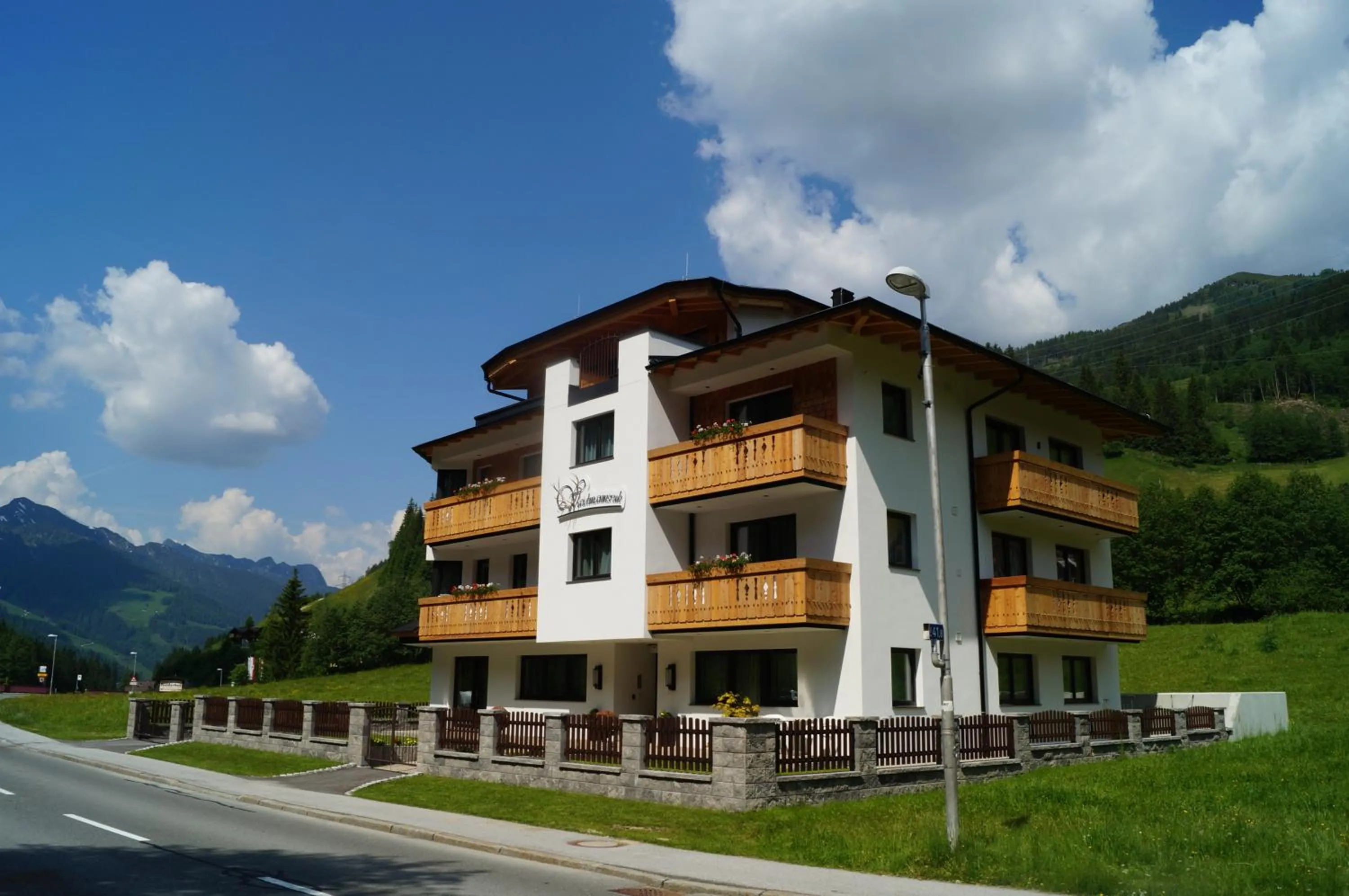 Property building in Waidmannsruh Appartements