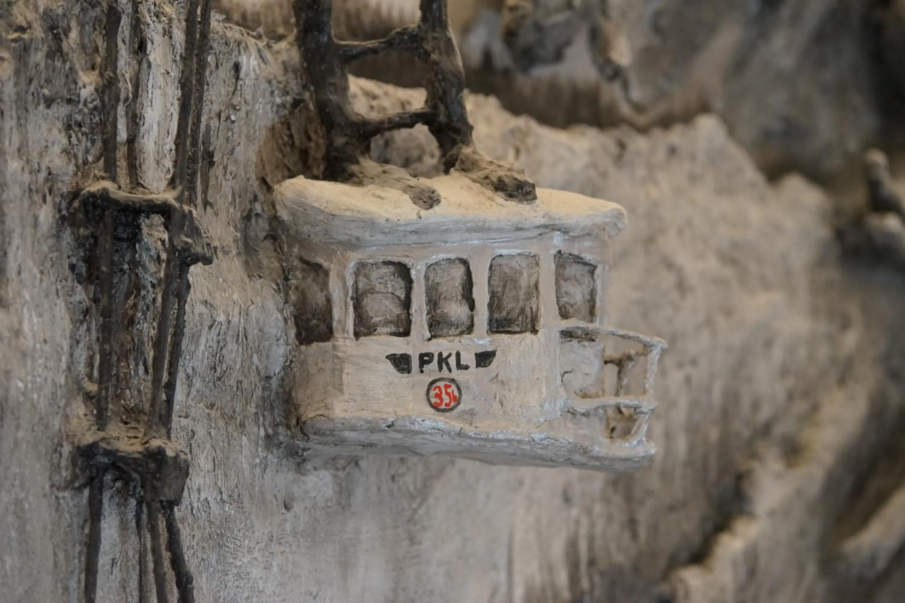 Decorative detail in Willa Malinowa