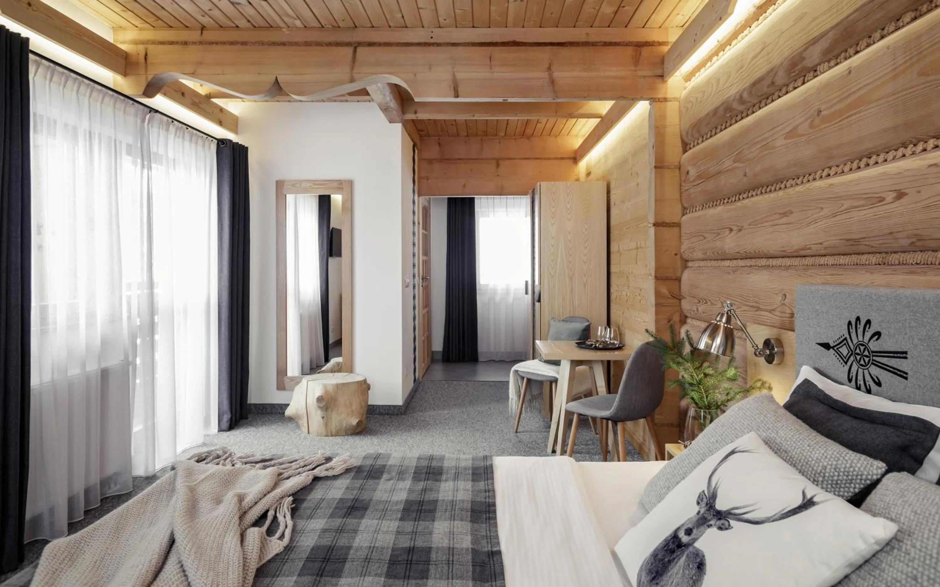 Photo of the whole room, Bed in Willa Malinowa