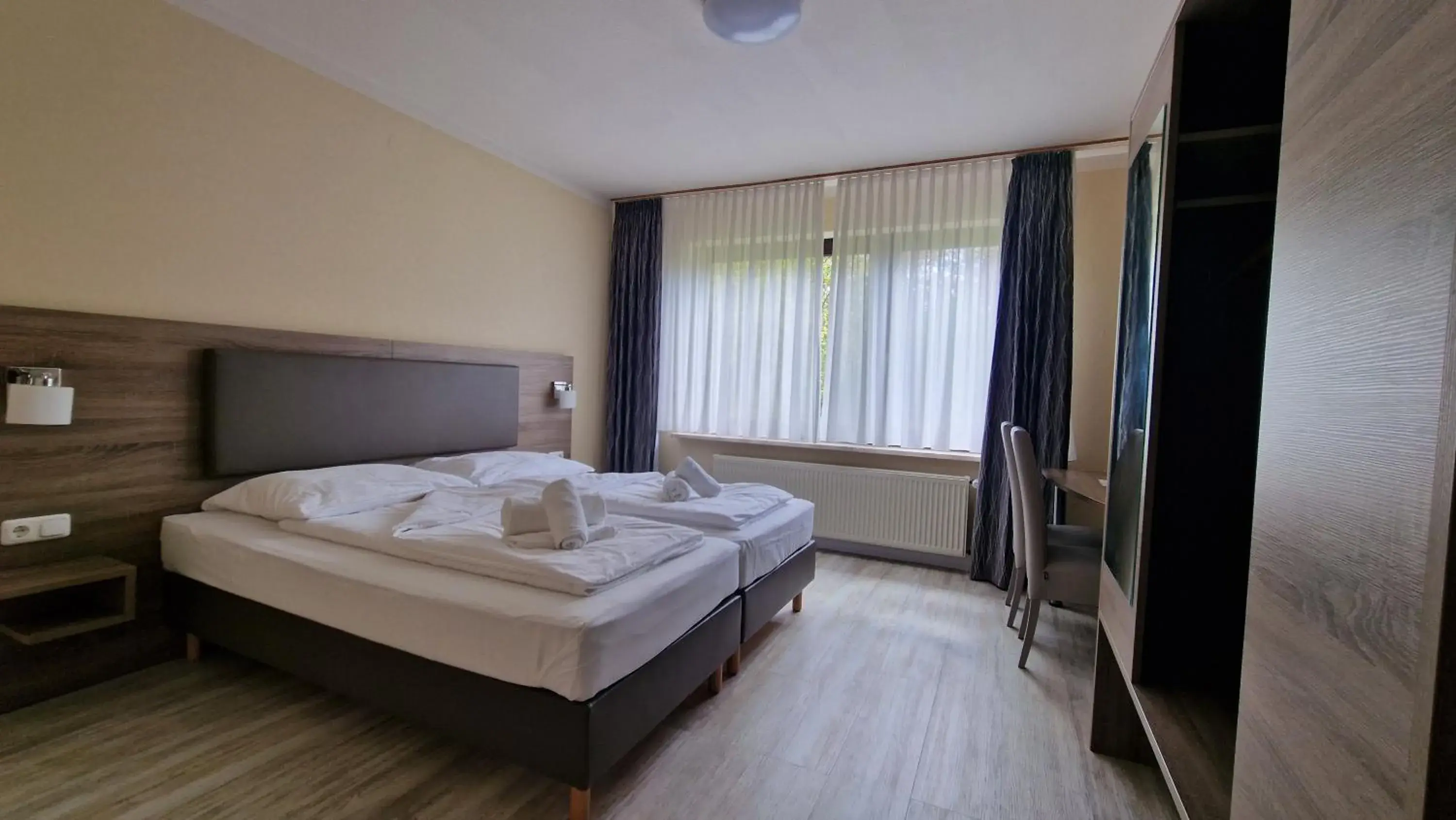 Double Room with Terrace - single occupancy in Hotel Tini Double Room with Terrace - single occupancy in Hotel Tini