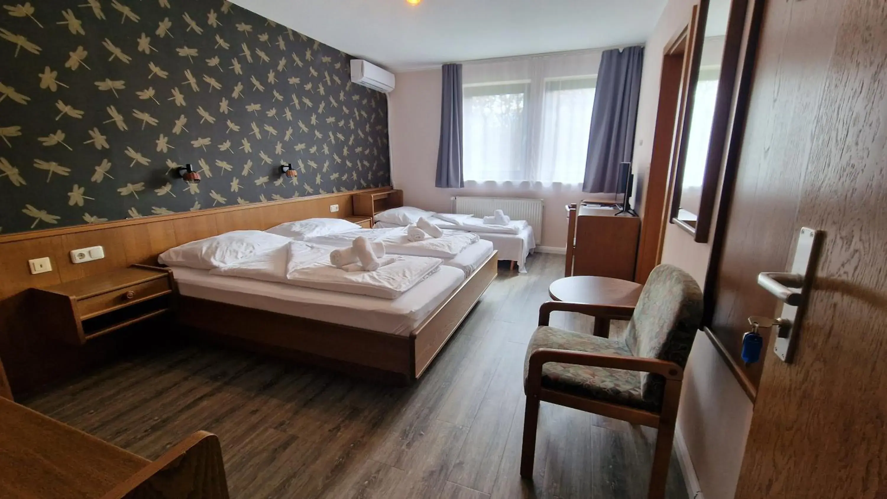 Standard Triple Room - single occupancy in Hotel Tini Standard Triple Room - single occupancy in Hotel Tini