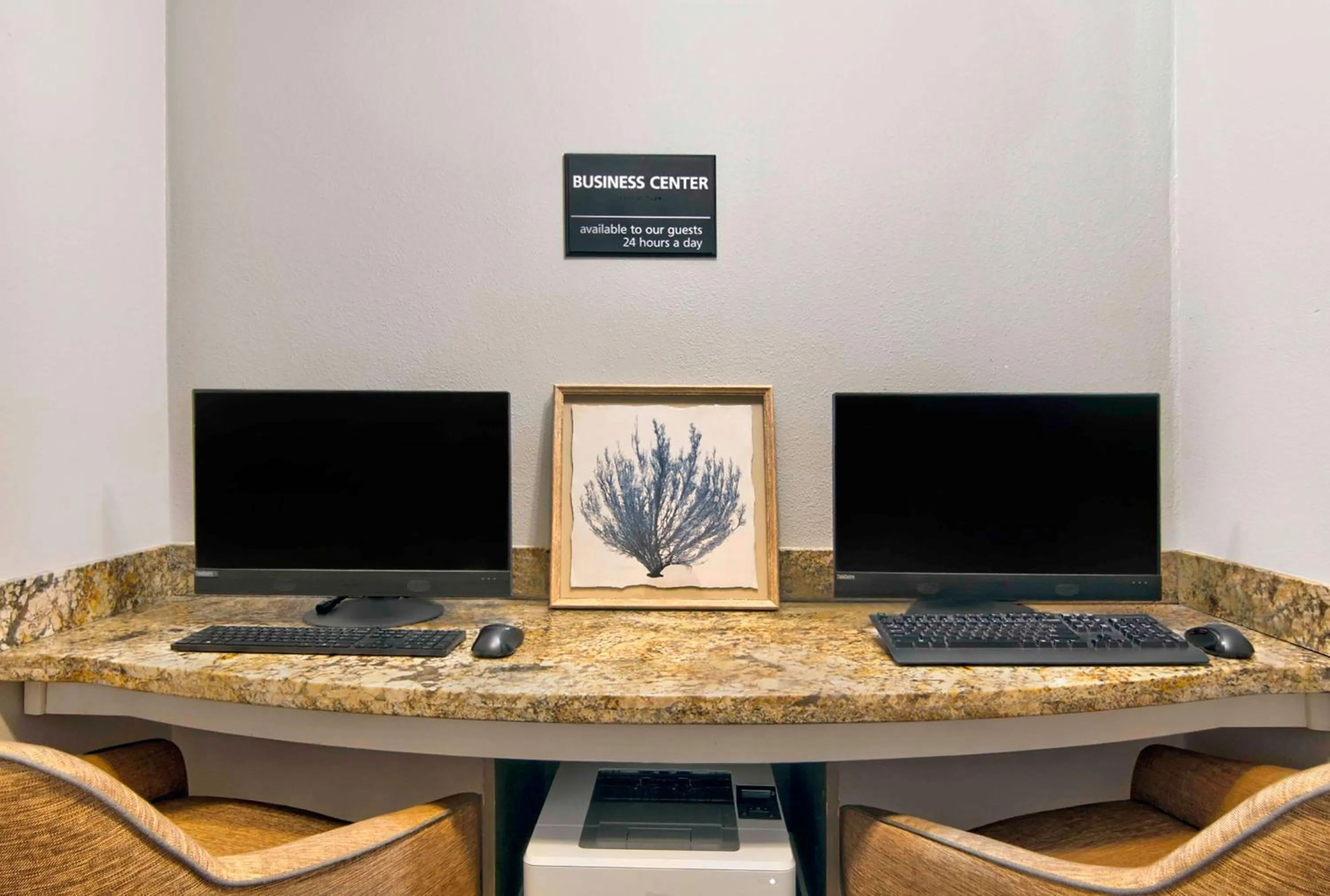 Business facilities in Hampton Inn Ft Lauderdale Airport North Cruise Port