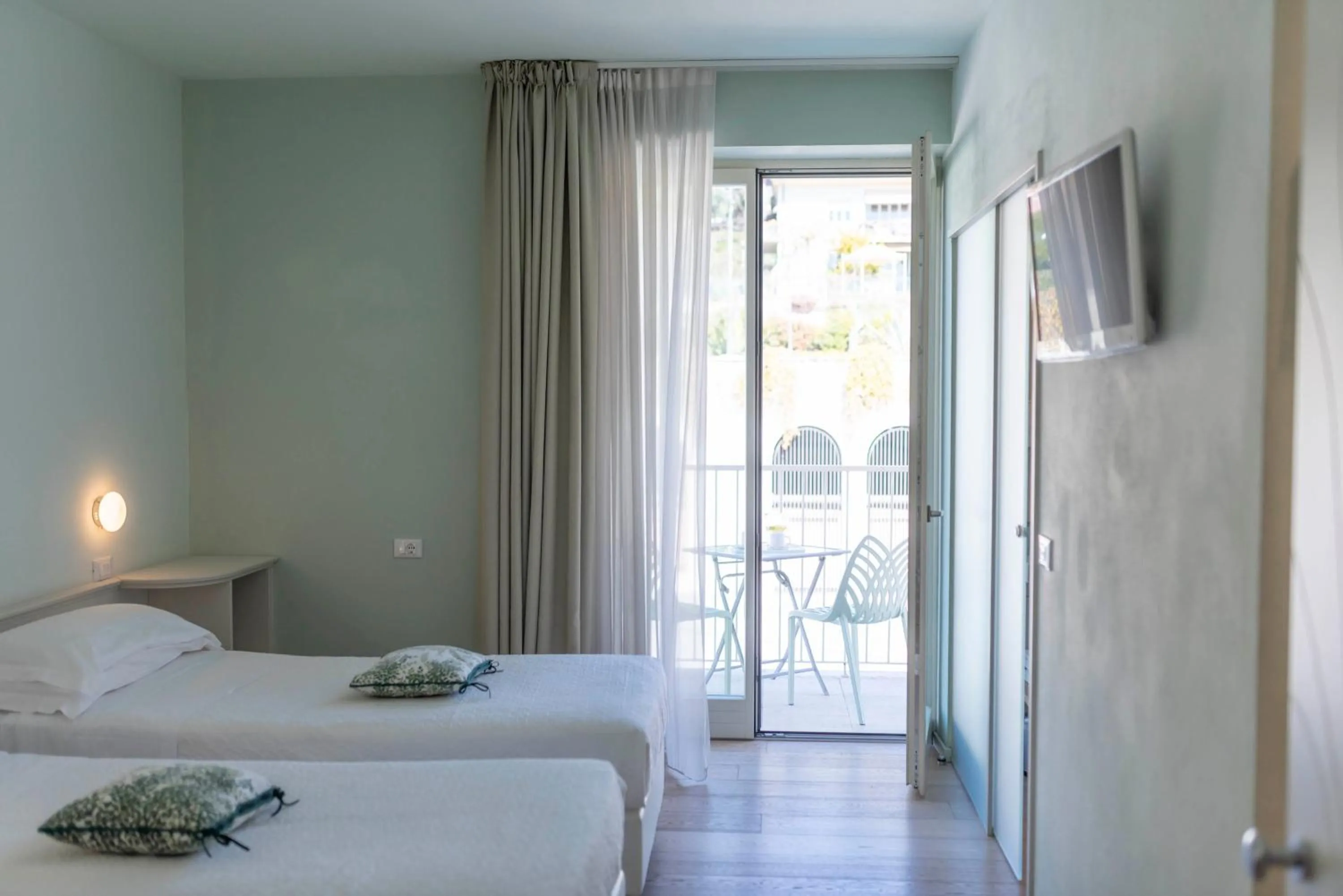 Bedroom, Bed in Aromi Piccolo Hotel