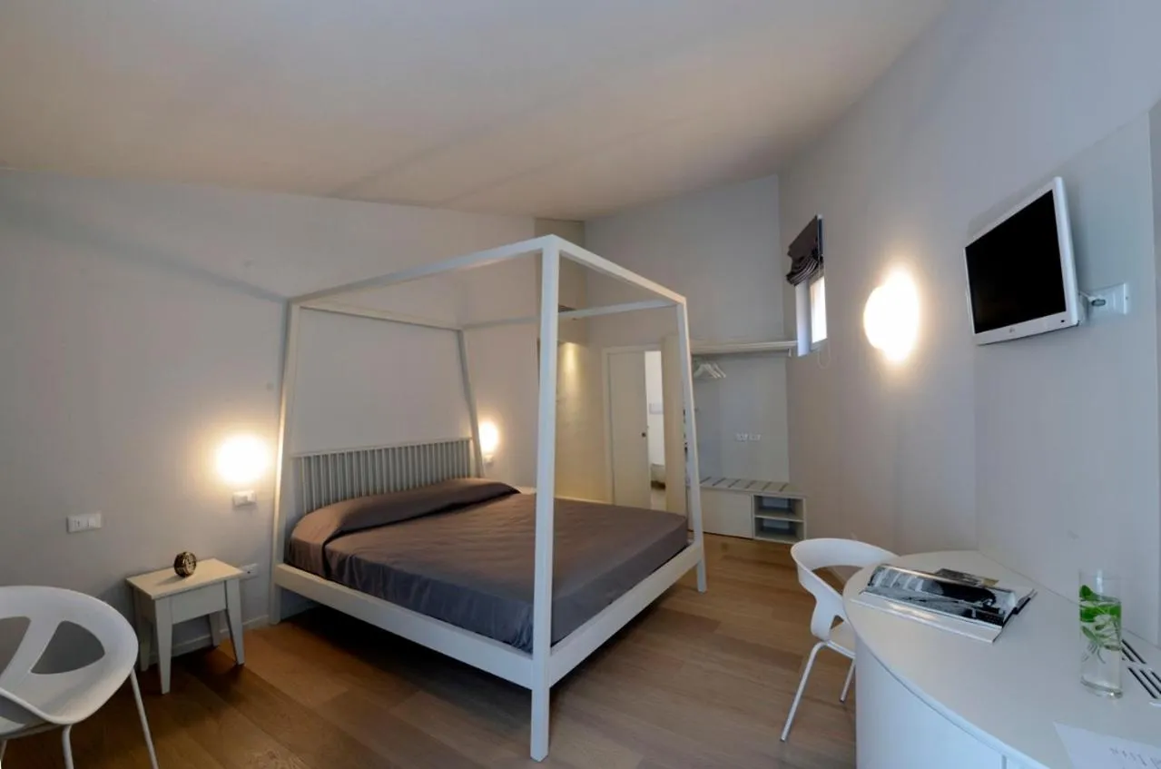 Bedroom, Bed in Aromi Piccolo Hotel