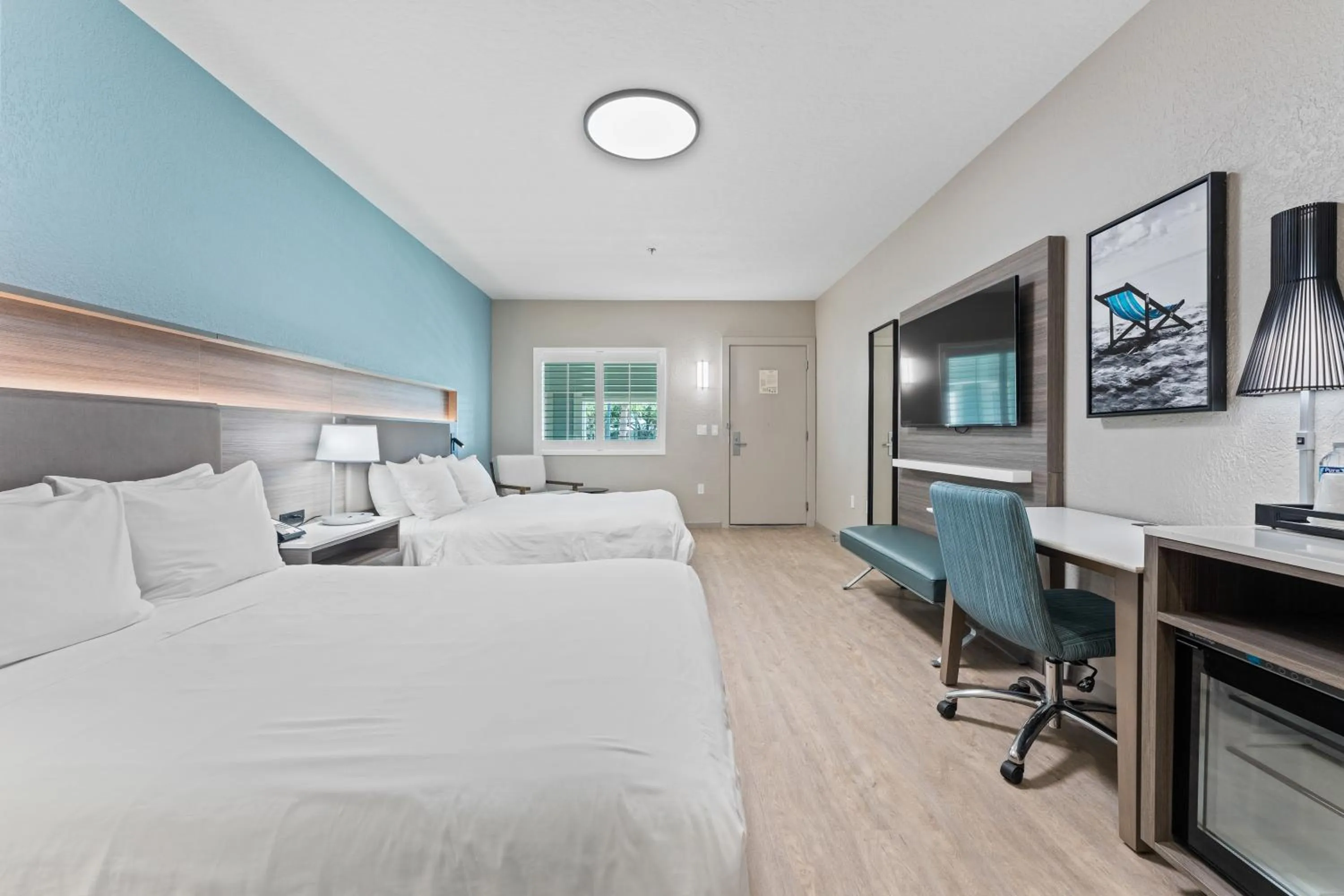 Bedroom, Bed in Radisson Resort at the Port