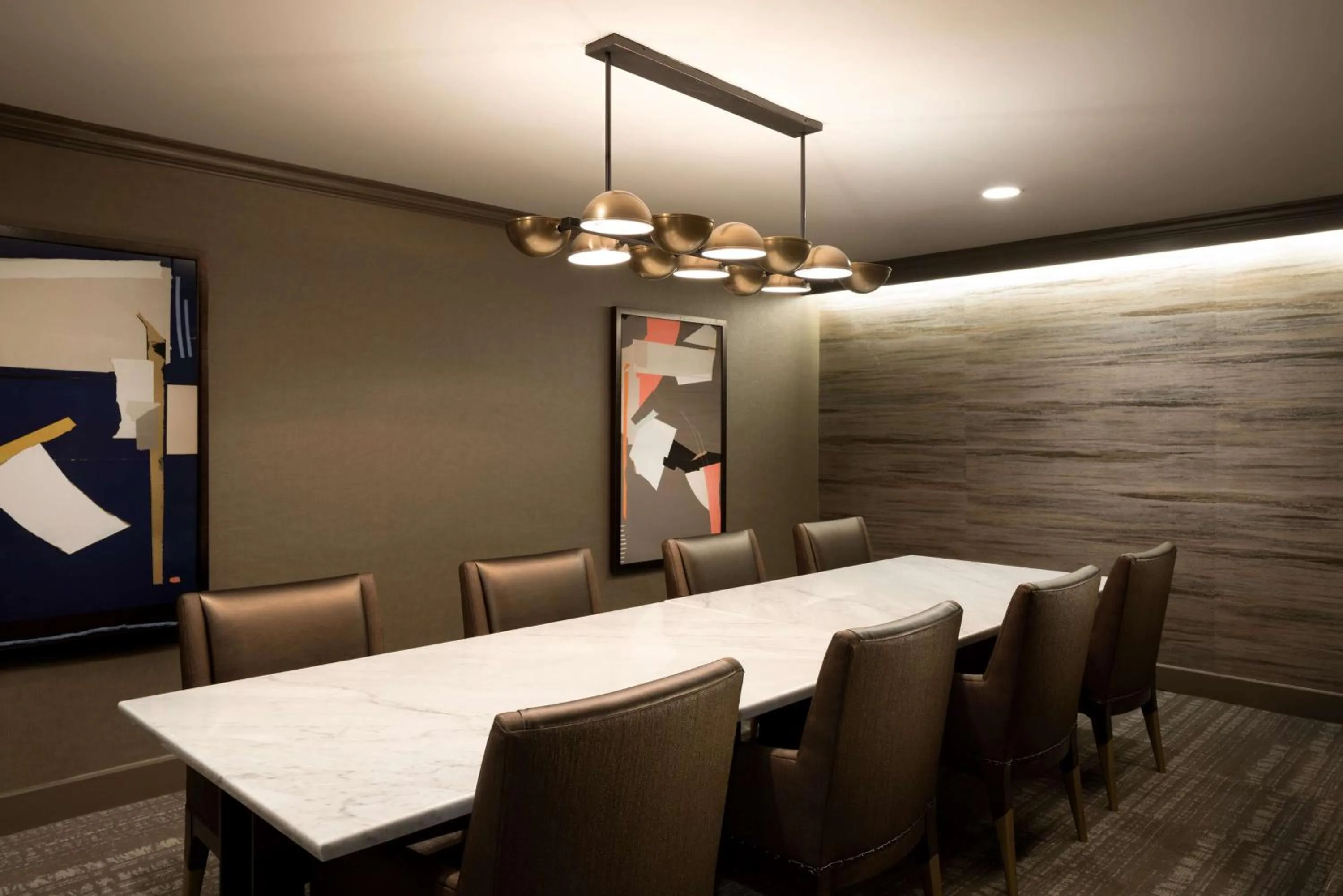 Restaurant/places to eat in DoubleTree by Hilton Hotel Dallas Campbell Centre