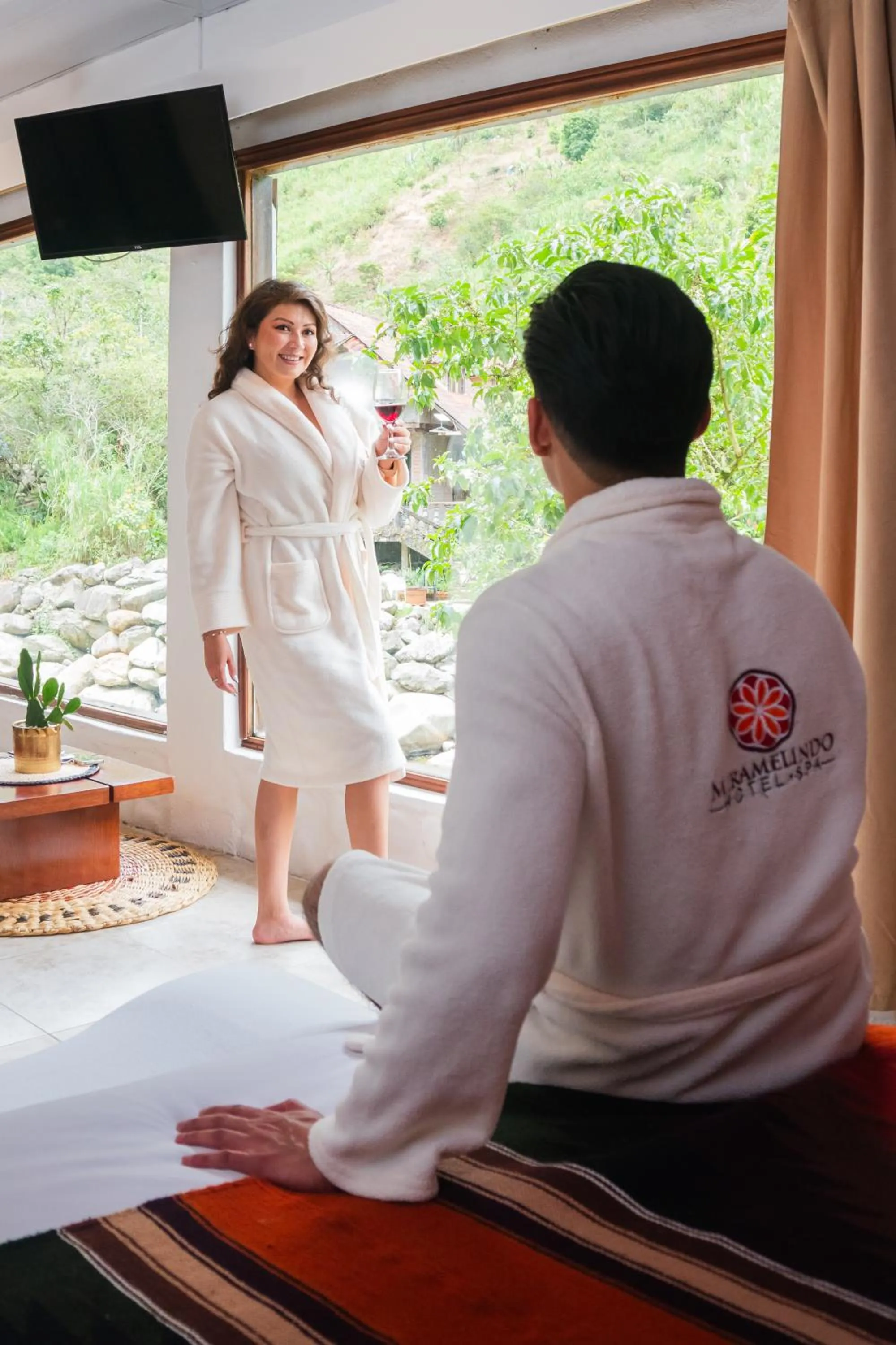 People in Spa Hosteria Miramelindo