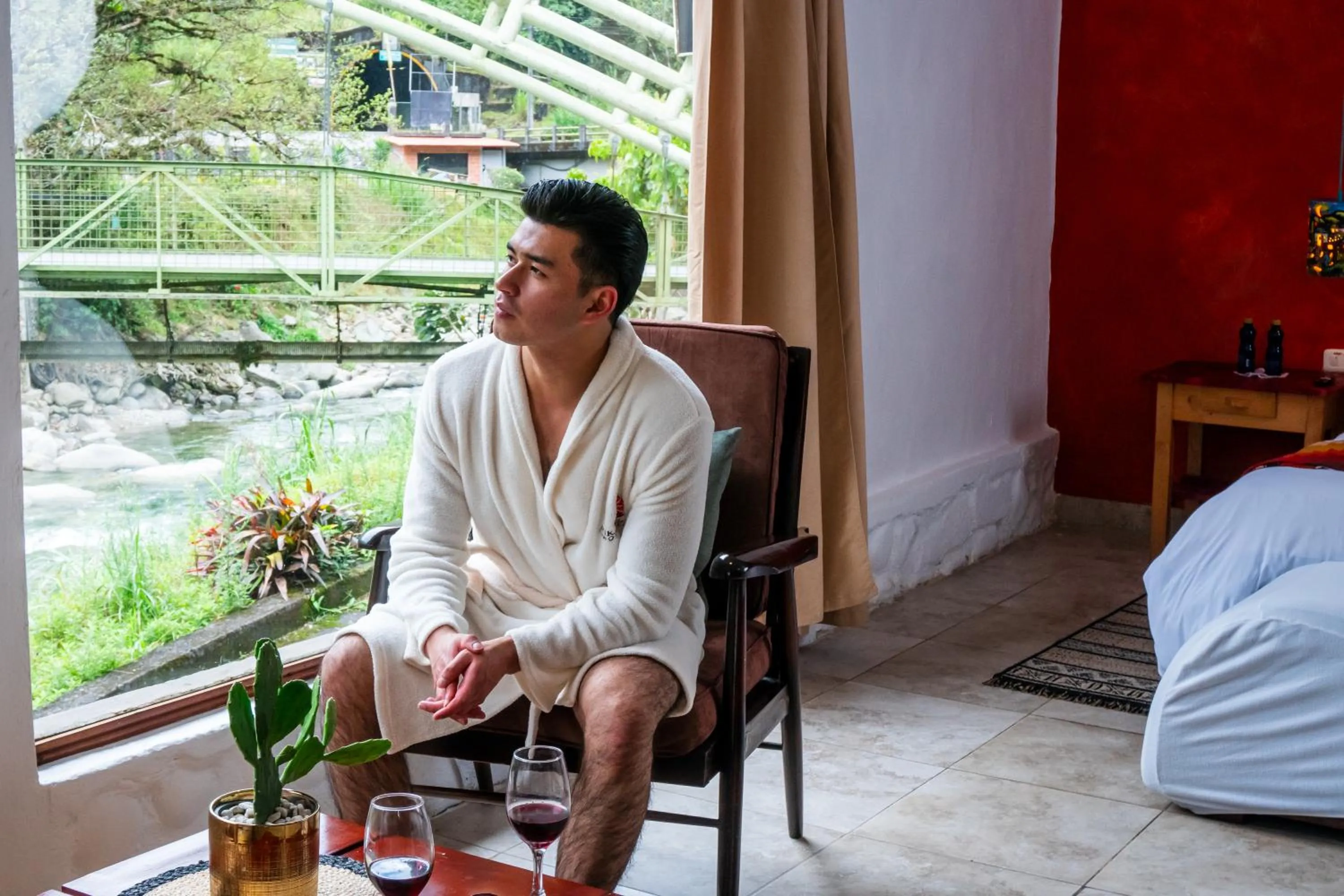 People, Bed in Spa Hosteria Miramelindo