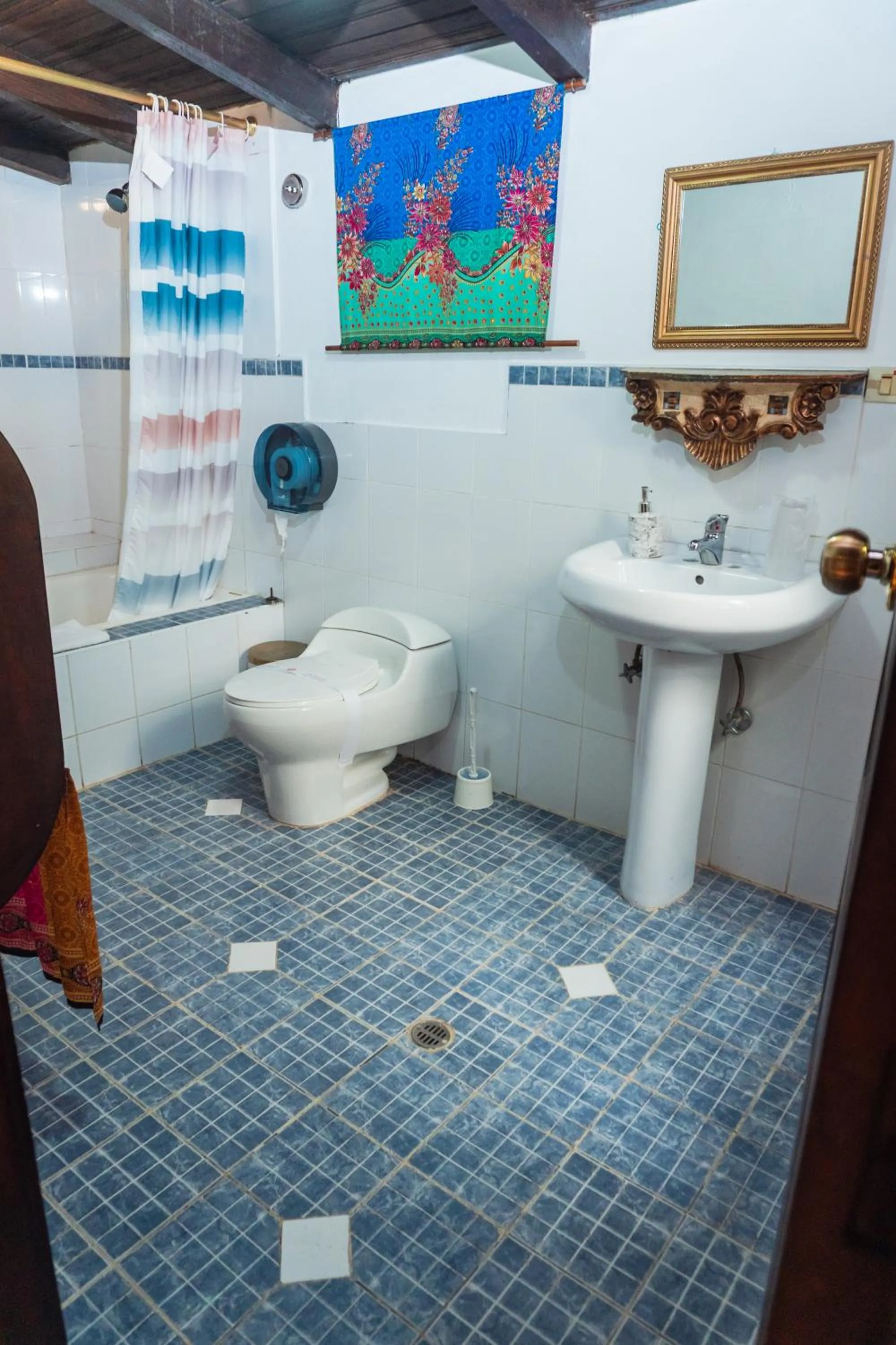 Toilet in Spa Hosteria Miramelindo