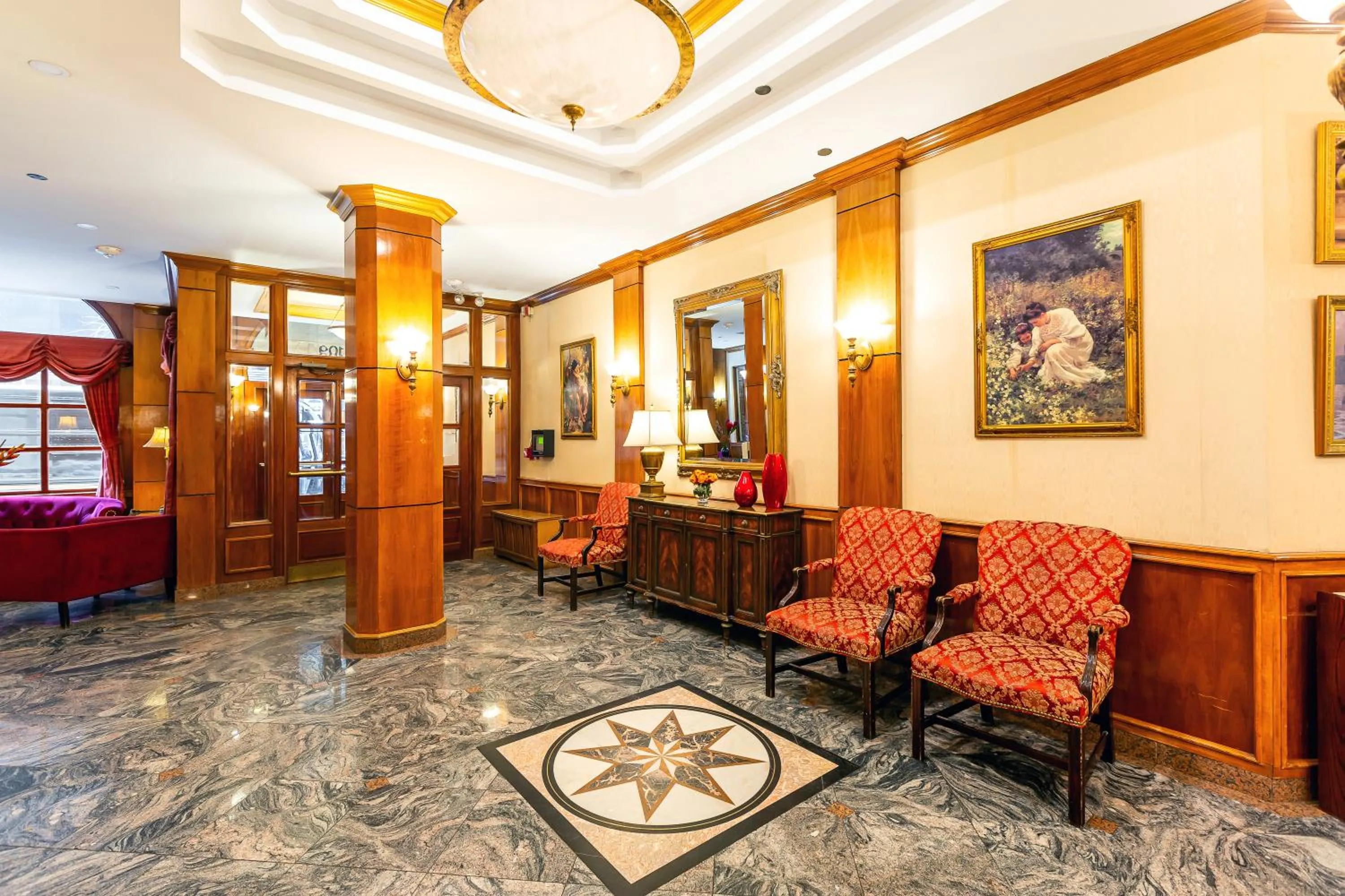 Lobby or reception in Hotel St. James