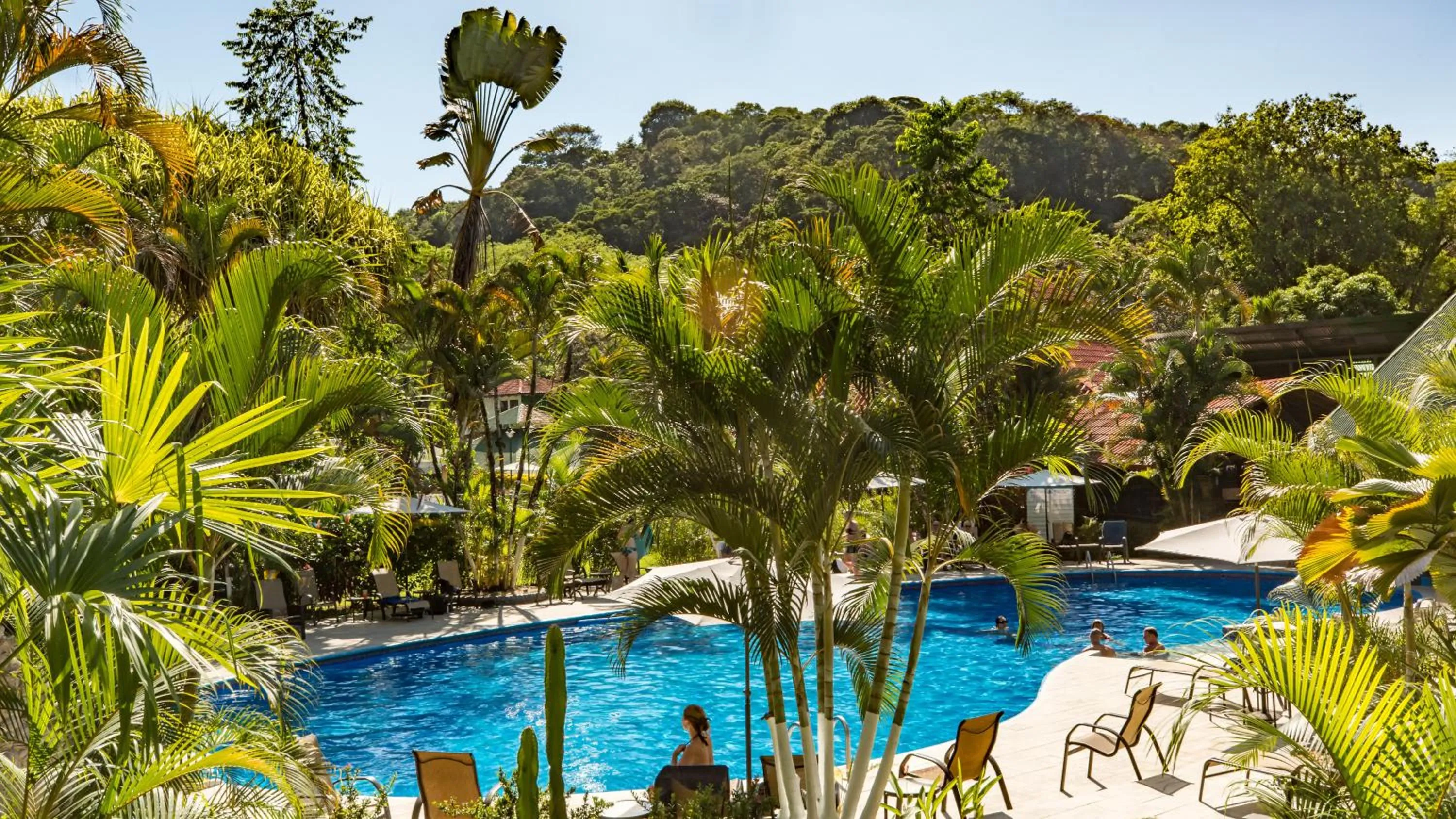 Pool view in Hotel Villas Rio Mar