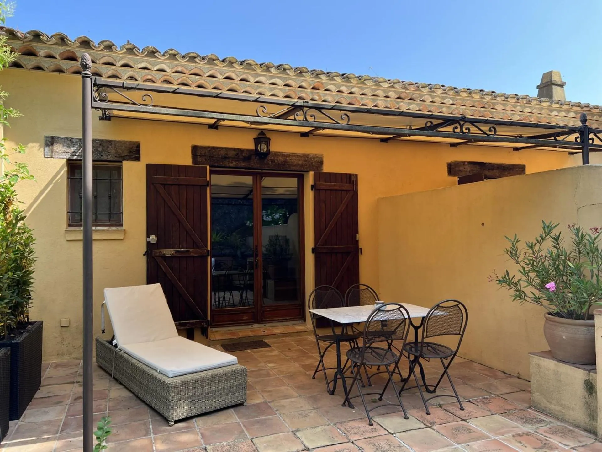 Patio in La Bergerie