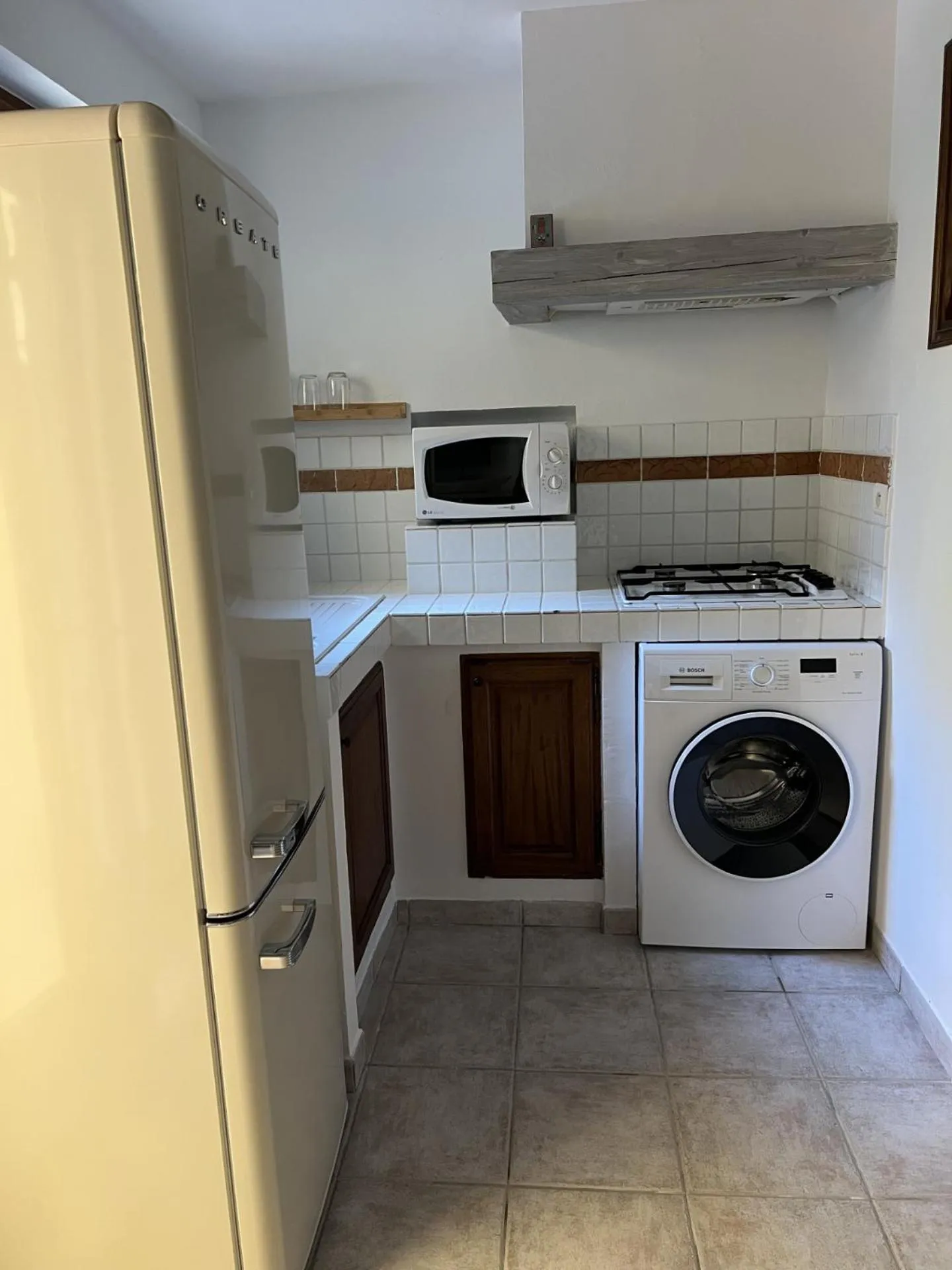 Kitchen or kitchenette in La Bergerie