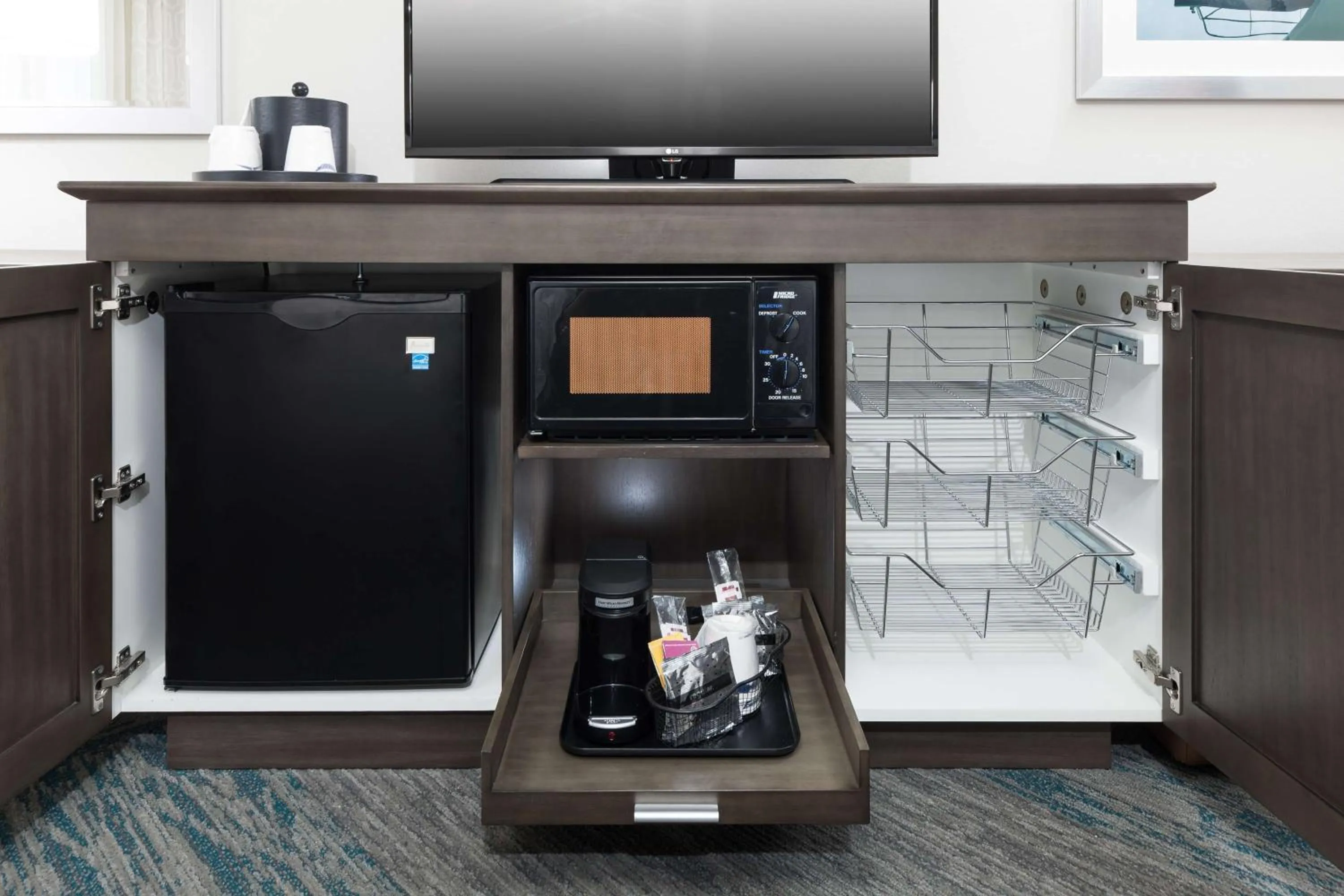 Bedroom in Hampton Inn Fort Lauderdale Downtown Las Olas Area