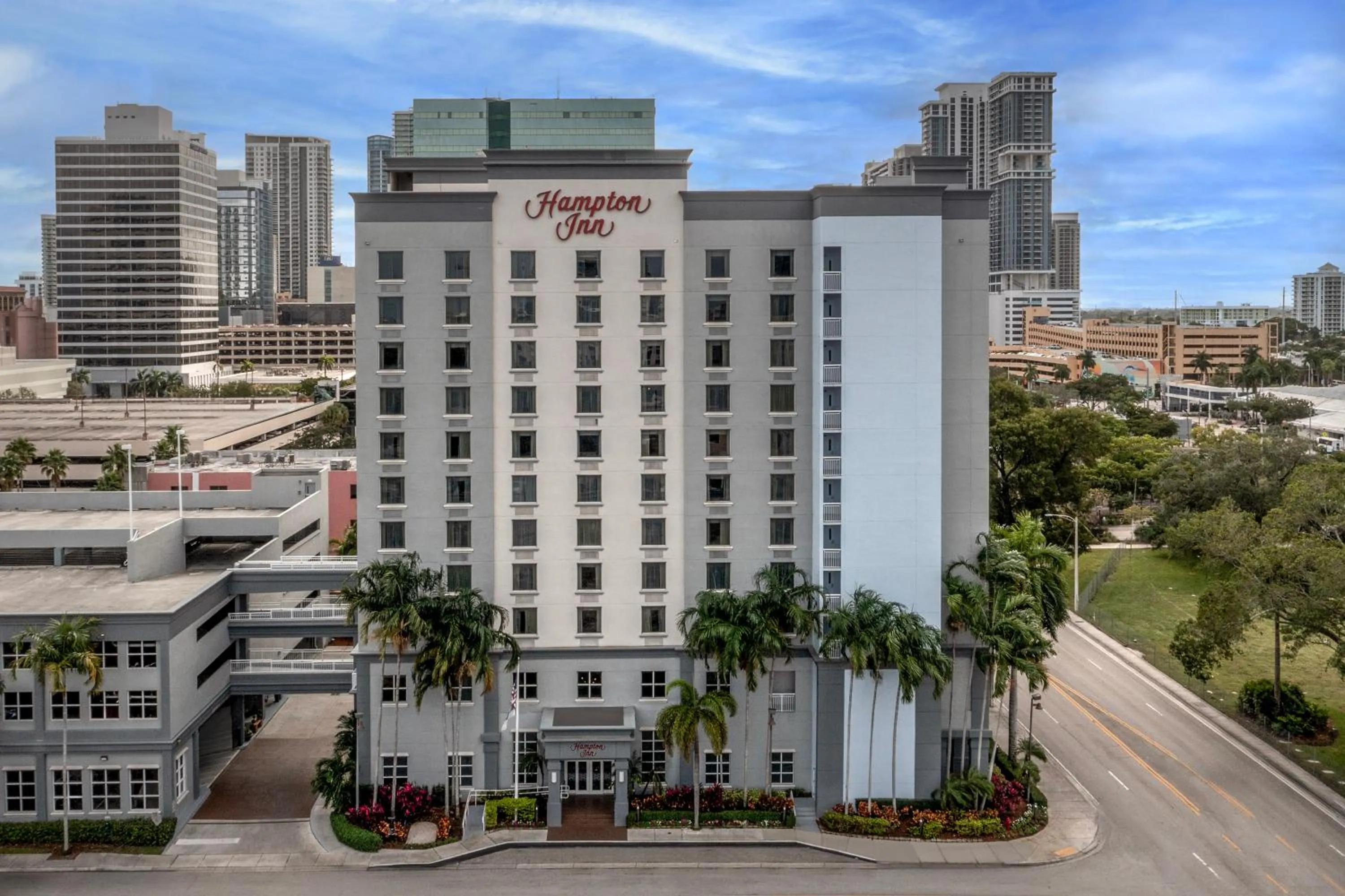 Property building in Hampton Inn Fort Lauderdale Downtown Las Olas Area