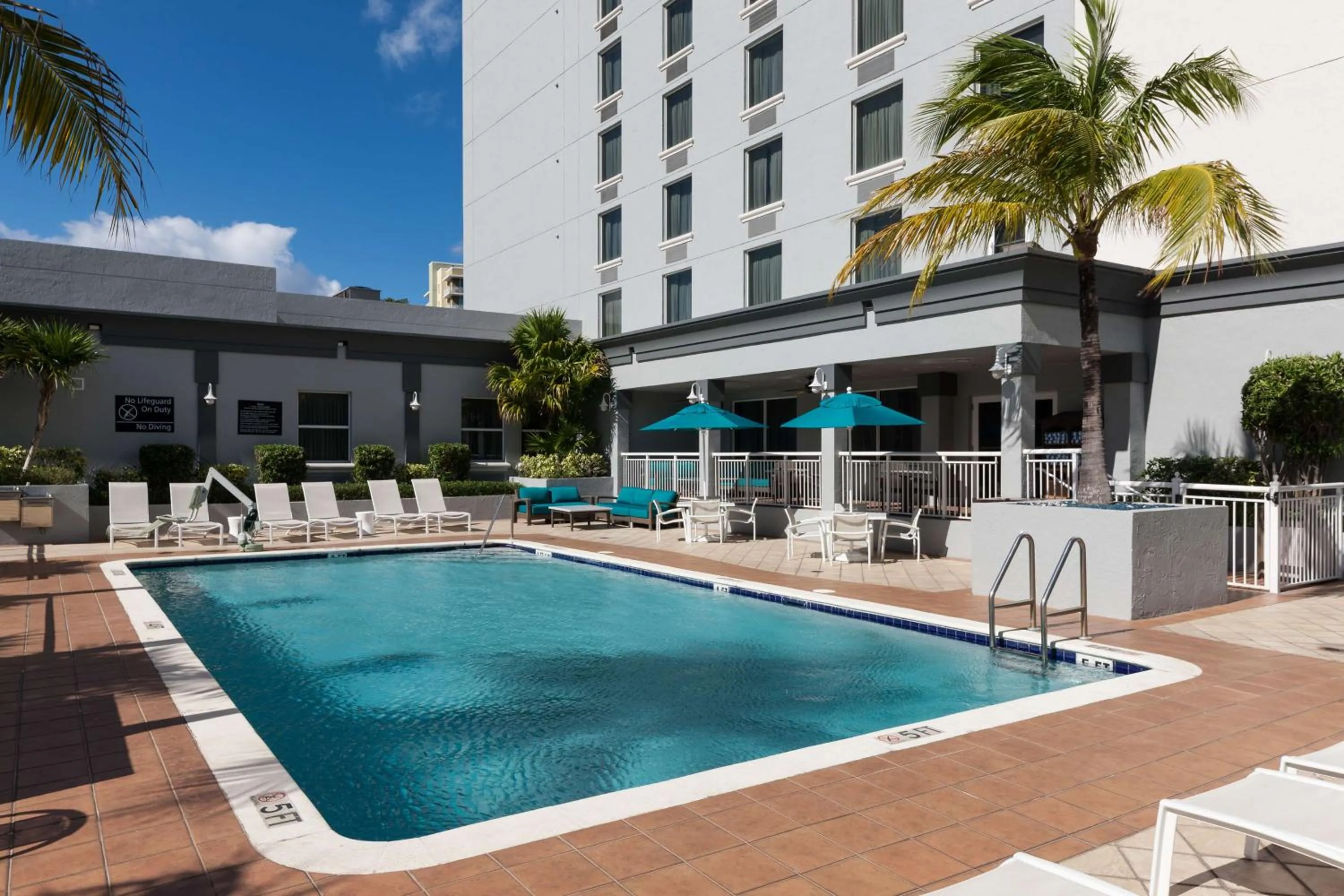 Pool view in Hampton Inn Fort Lauderdale Downtown Las Olas Area