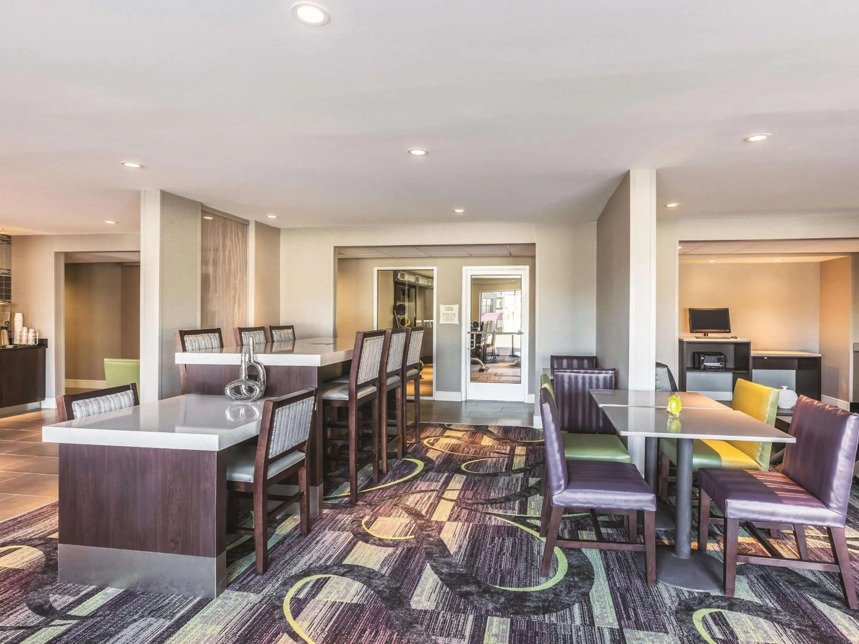Lobby or reception in La Quinta by Wyndham Atlanta Midtown - Buckhead