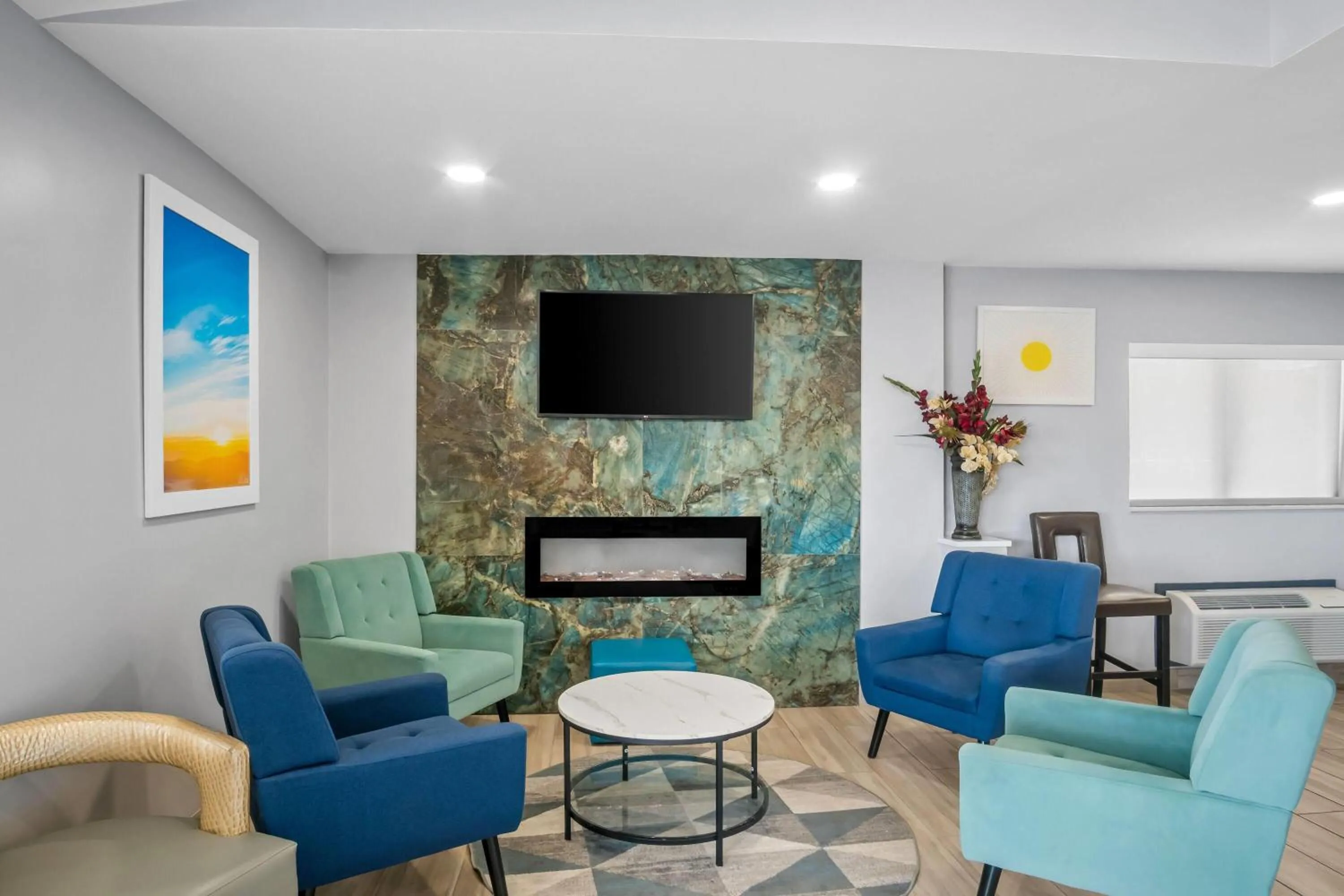 Lobby or reception in Days Inn by Wyndham Renfro Valley Mount Vernon