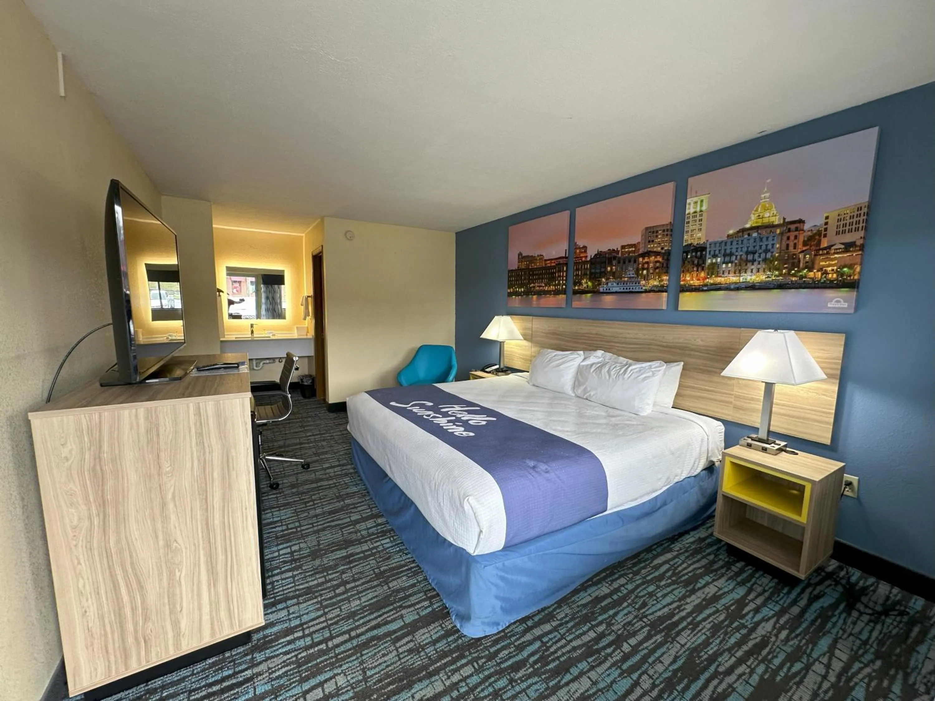 Bed in Days Inn by Wyndham Renfro Valley Mount Vernon