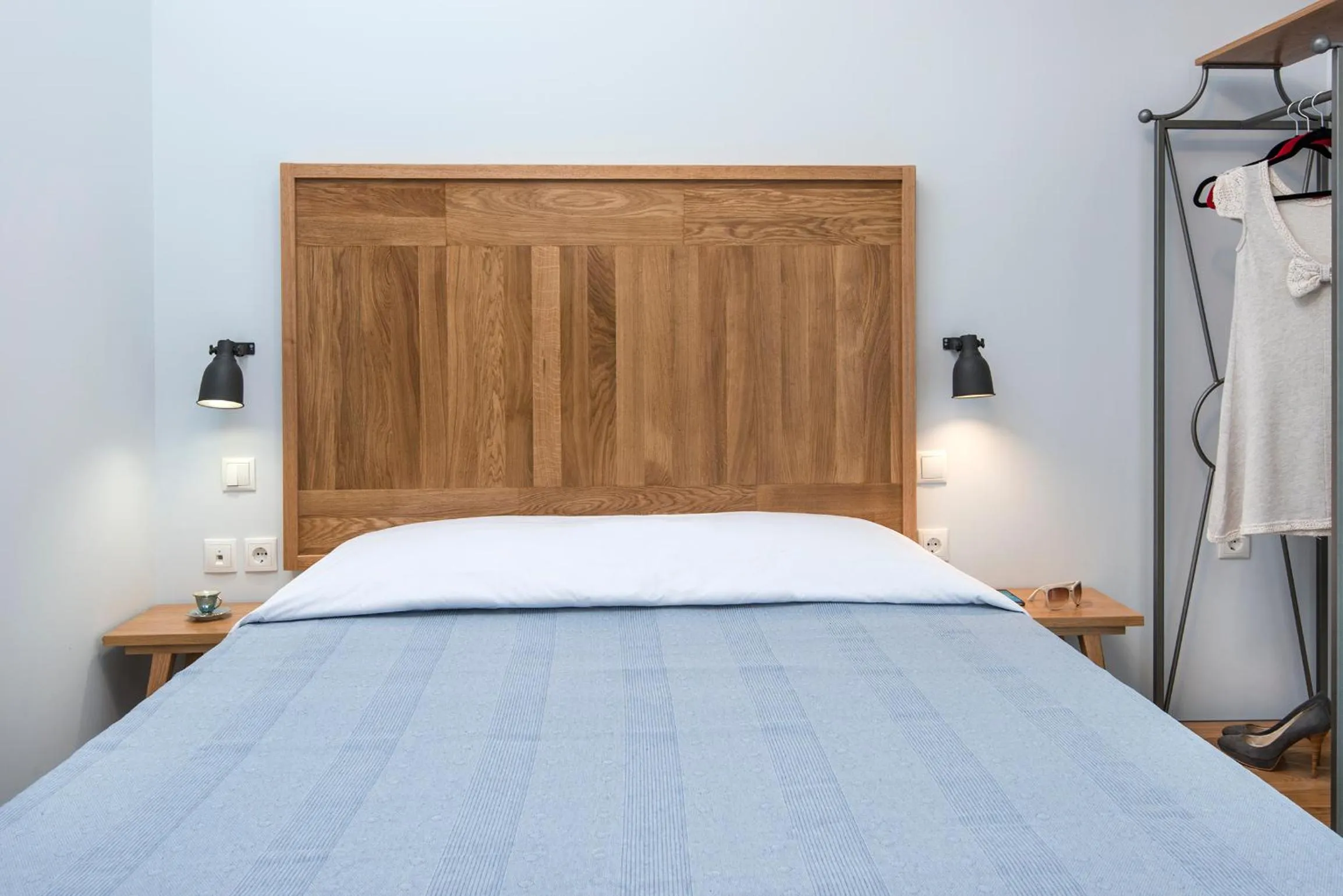 Bedroom, Bed in DownTown Hotel