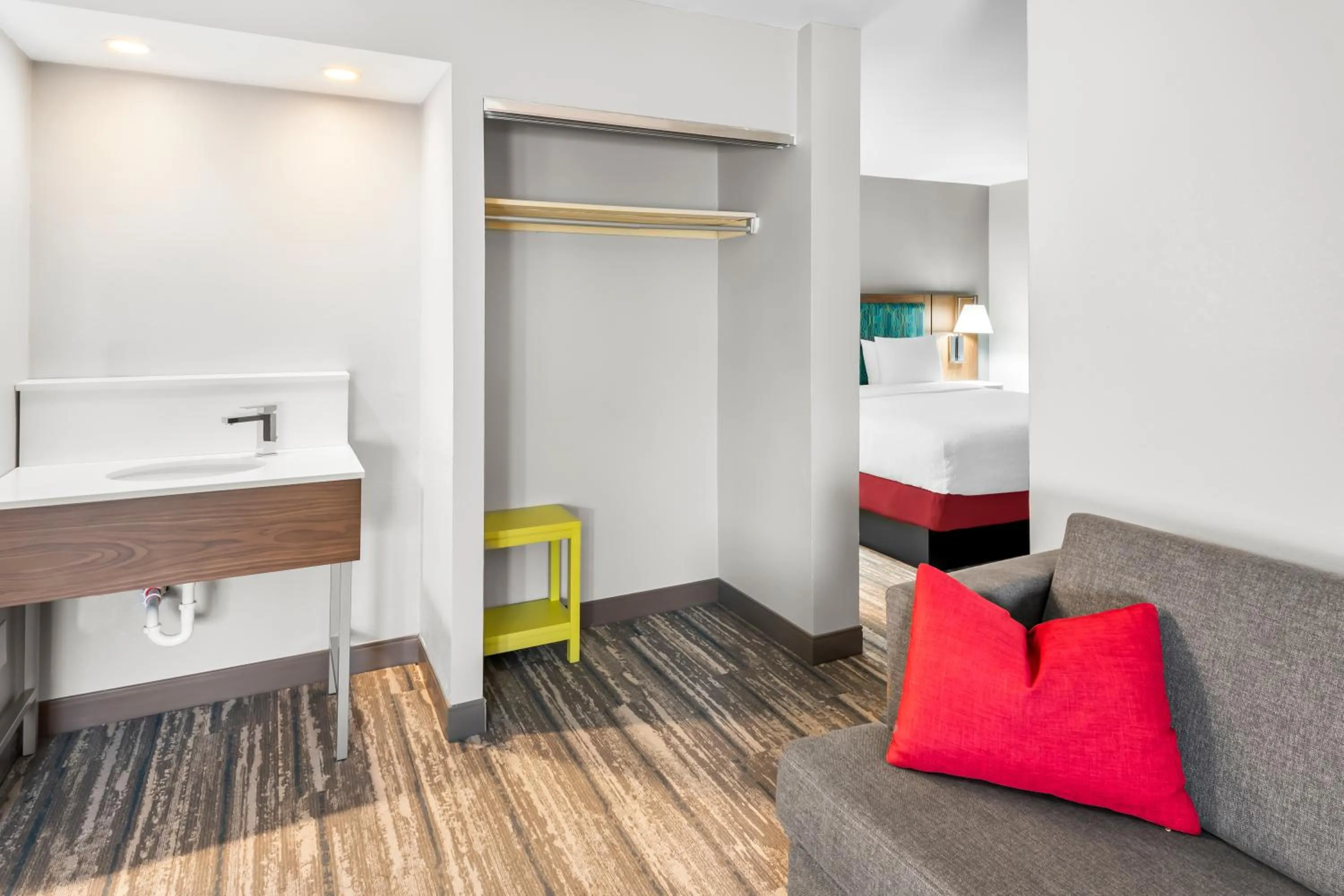 Guests in Hampton Inn Indianapolis Northeast/Castleton