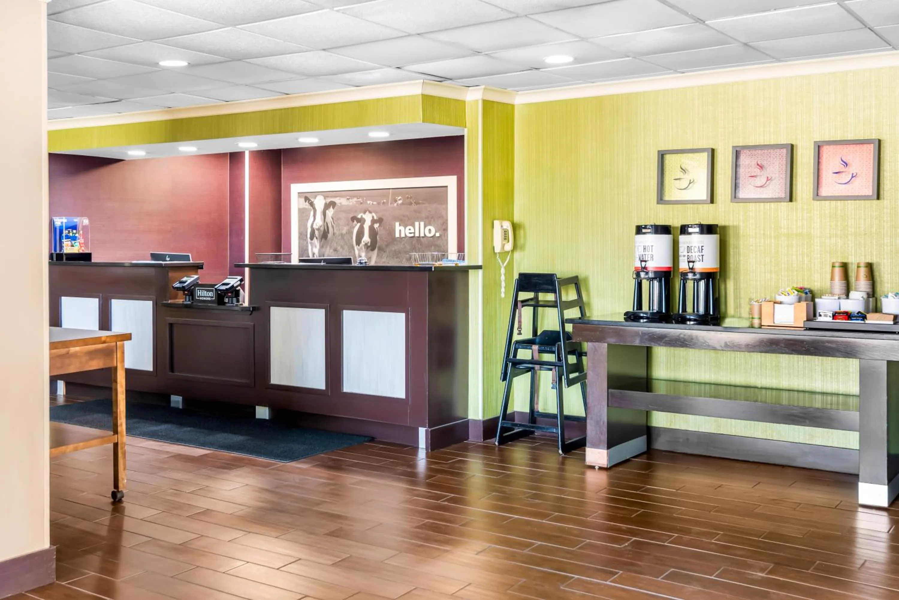 Coffee/tea facilities in Hampton Inn Indianapolis Northeast/Castleton