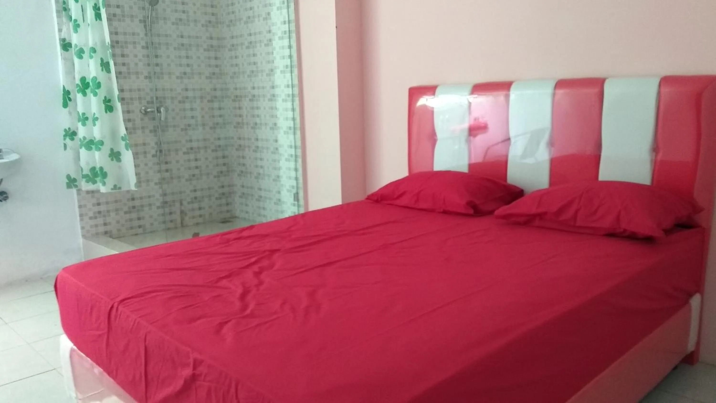 Bedroom, Bed in Uni Inn Semarang - Gunung Pati