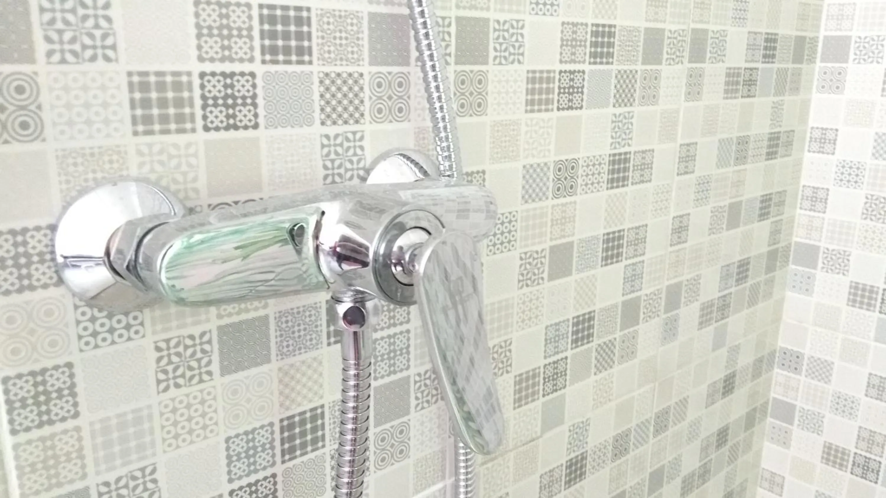 Bathroom in Uni Inn Semarang - Gunung Pati