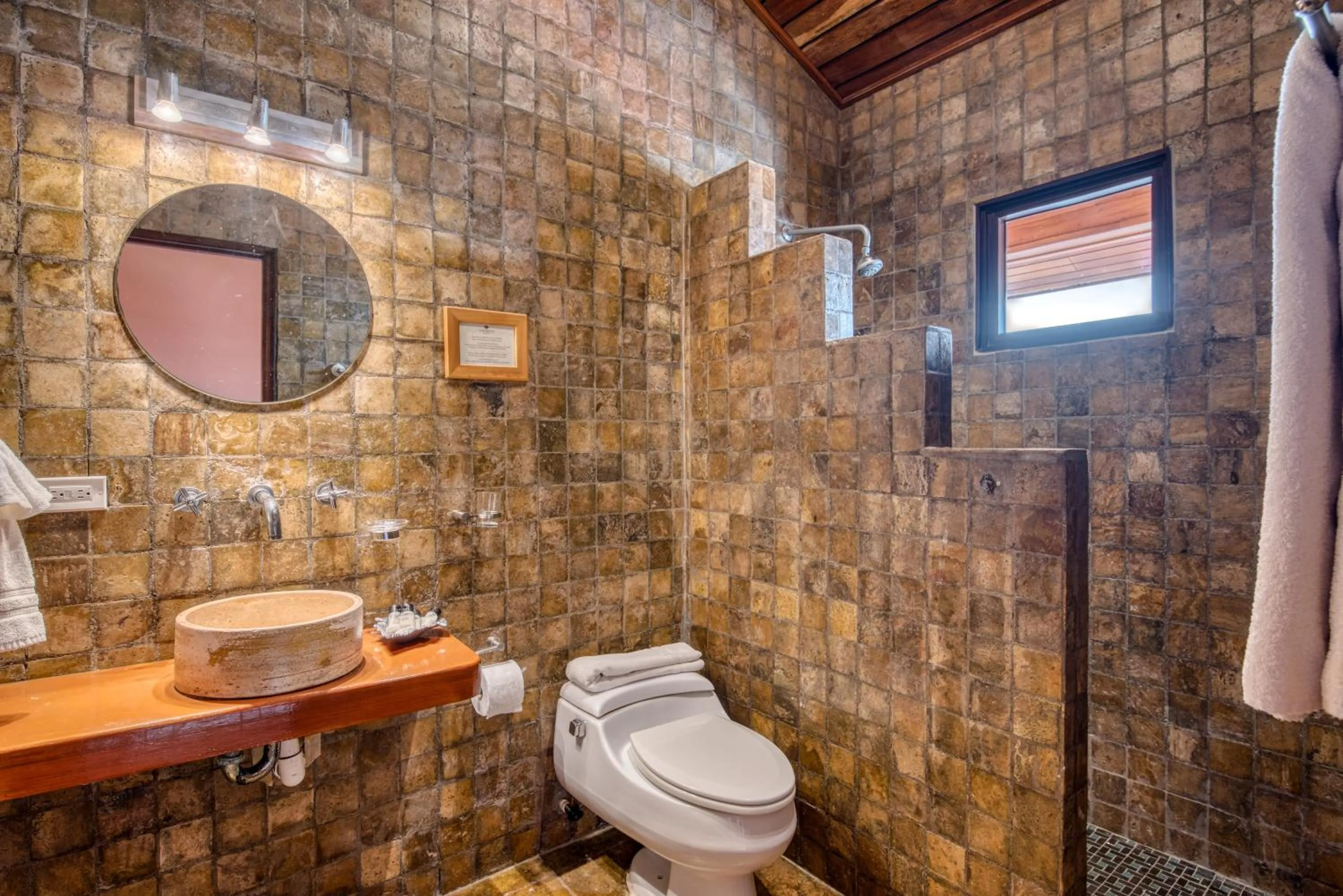 Toilet in Hotel Palma Royale